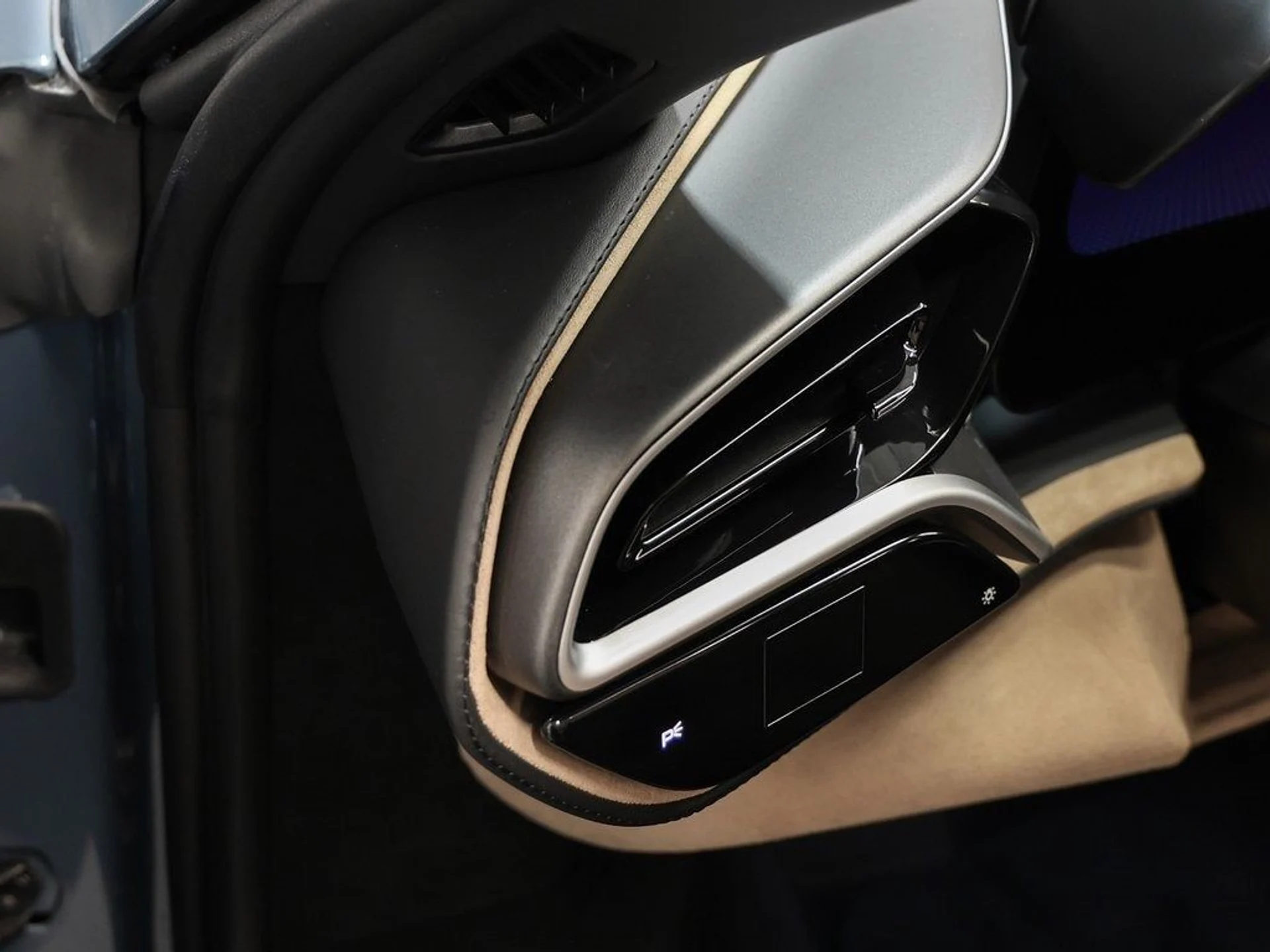 mph047_3502542866_48_efe4718917