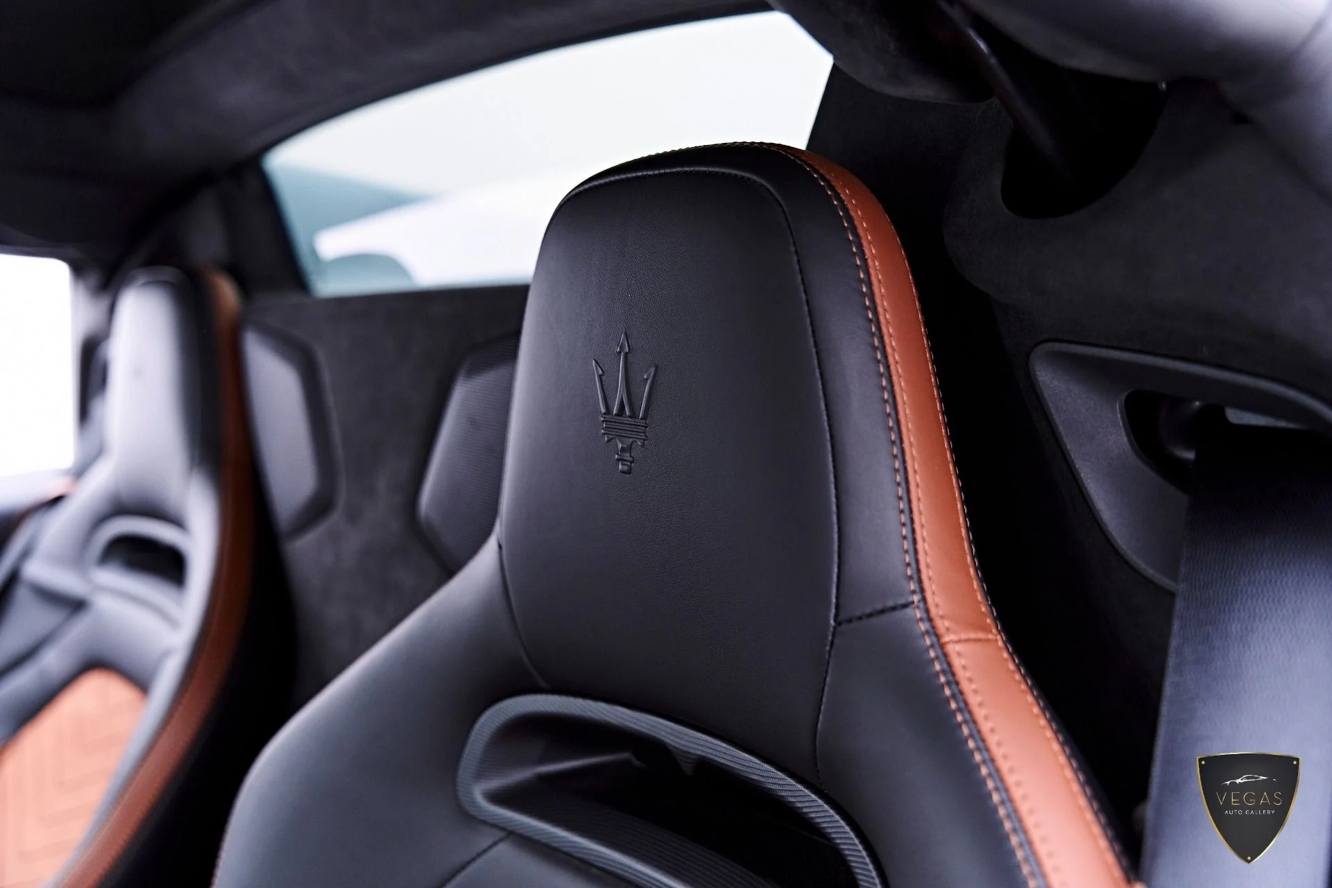 mph047_3537024892_Used_2023_Maserati_MC_20_1782764022_f76dfdb473