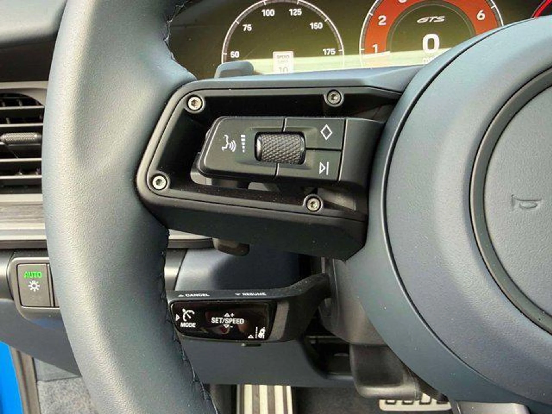 mph047_3539183509_apoi_E8_A1_Pq_Y4n_Is_Bq_Jcc3_Jg8_AMY_e7e003c699