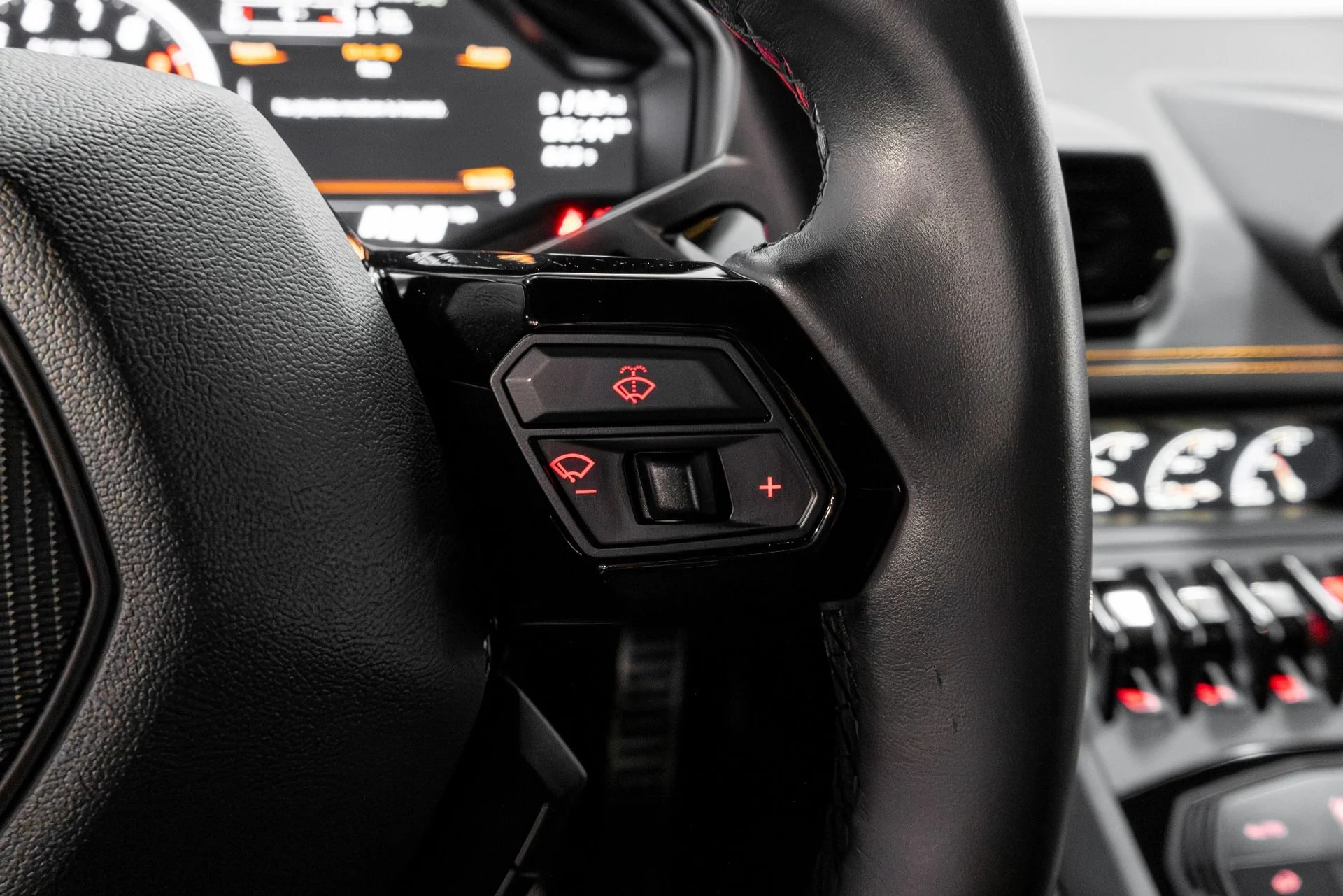 mph047_3543809136_Used_2017_Lamborghini_Huracan_LP_580_2_1771545979_7ca43c0b0c