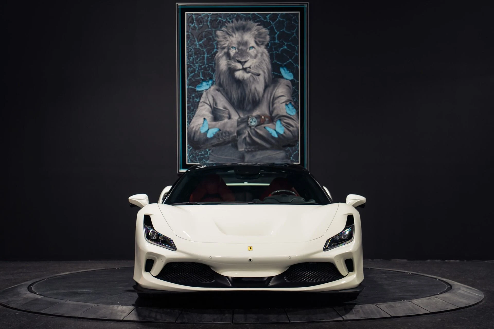 mph047_3555252639_Used_2023_Ferrari_F8_Spider_Passenger_Display_Front_Lift_1786468942_95e4f60894