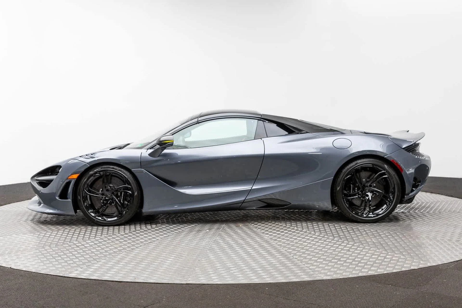 mph047_3590014451_48_677e6ad6bc