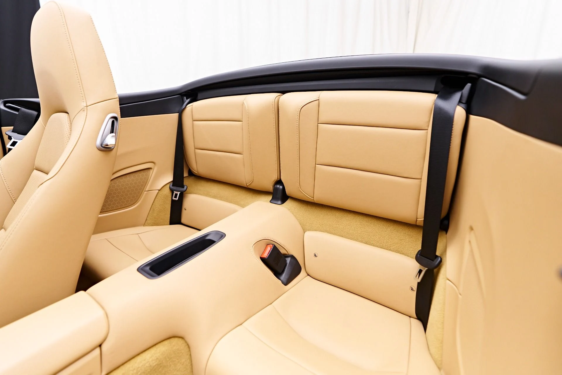mph047_3604220650_Used_2015_Porsche_911_Carrera_1752707667_8c15d38757