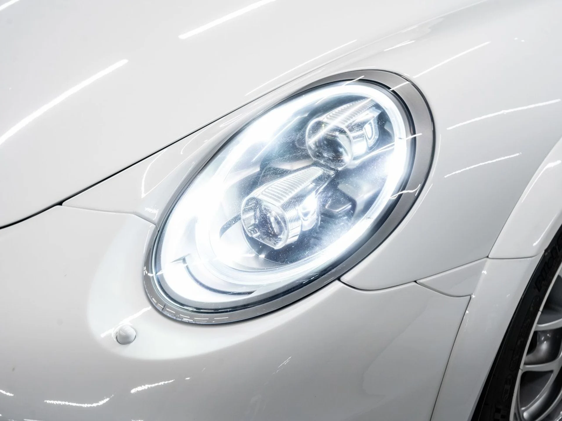 mph047_3616331146_porsche_911_2015_23c310eb78