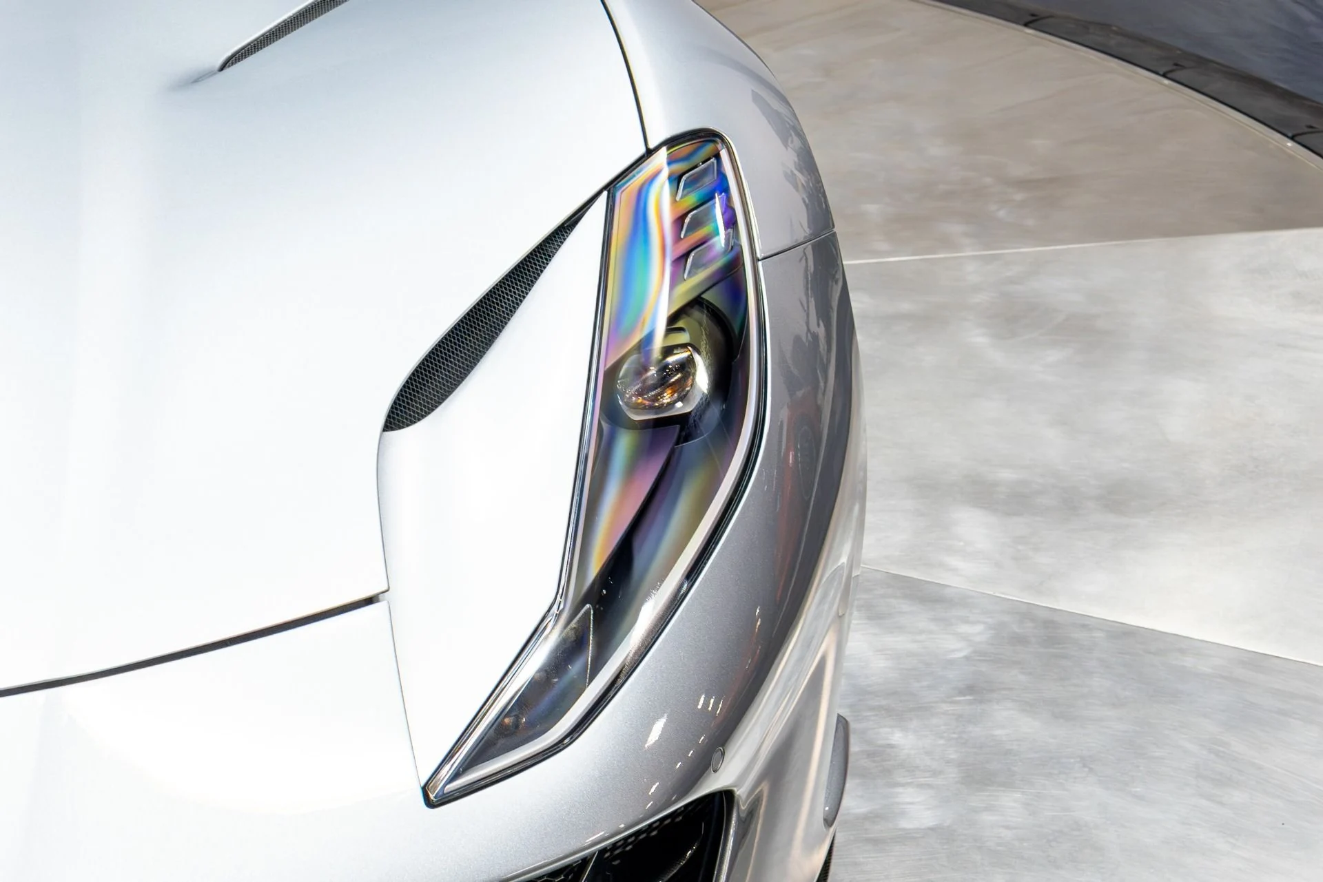 mph047_3639567850_Used_2018_Ferrari_812_Superfast_1777416678_e2a8facb89