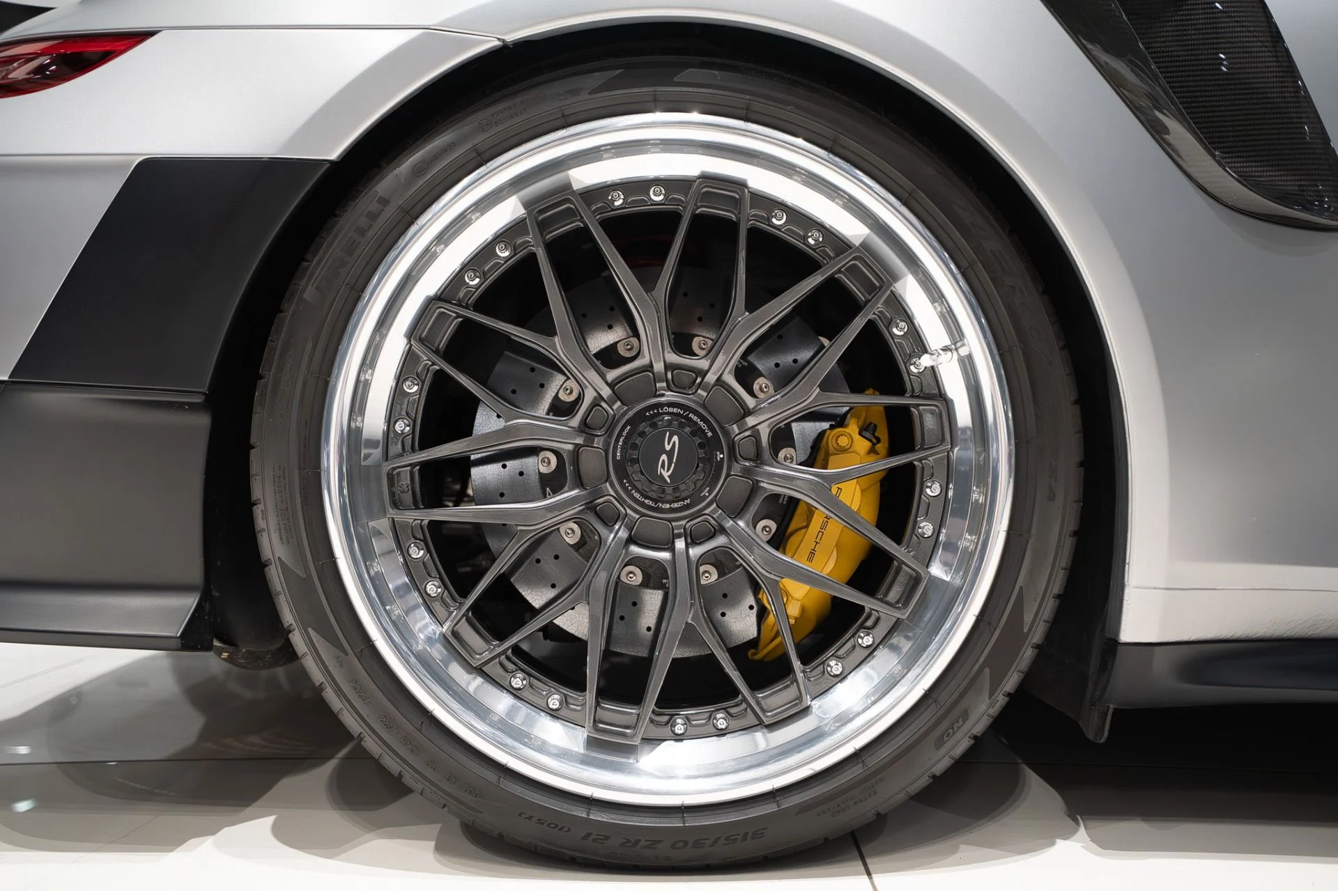 mph047_3646825960_11863_p48_l_b7c05f87a7