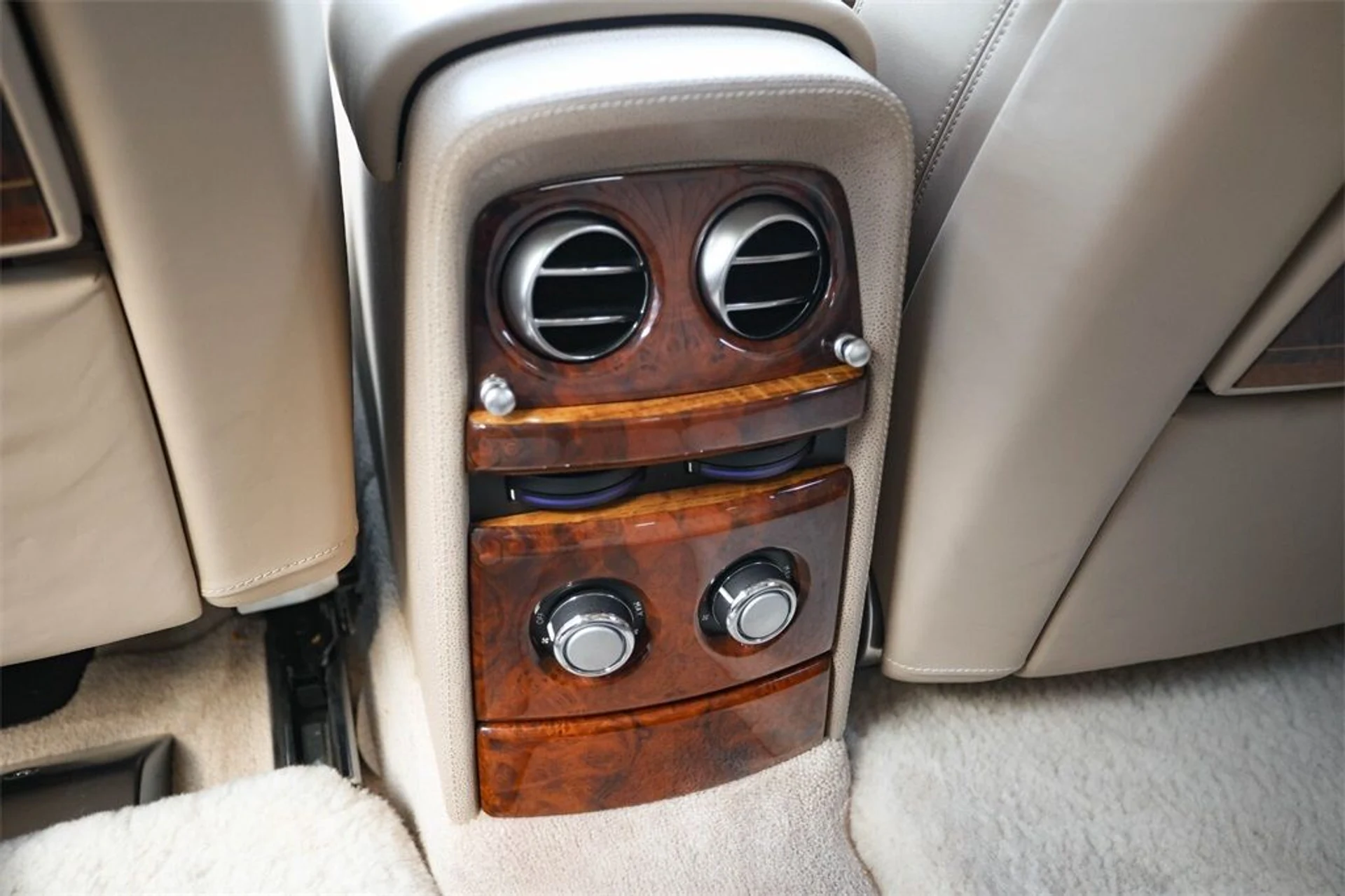 mph047_3661328036_05364acd181b925bff83d9ed22e4c18c_bdd74b5cc9