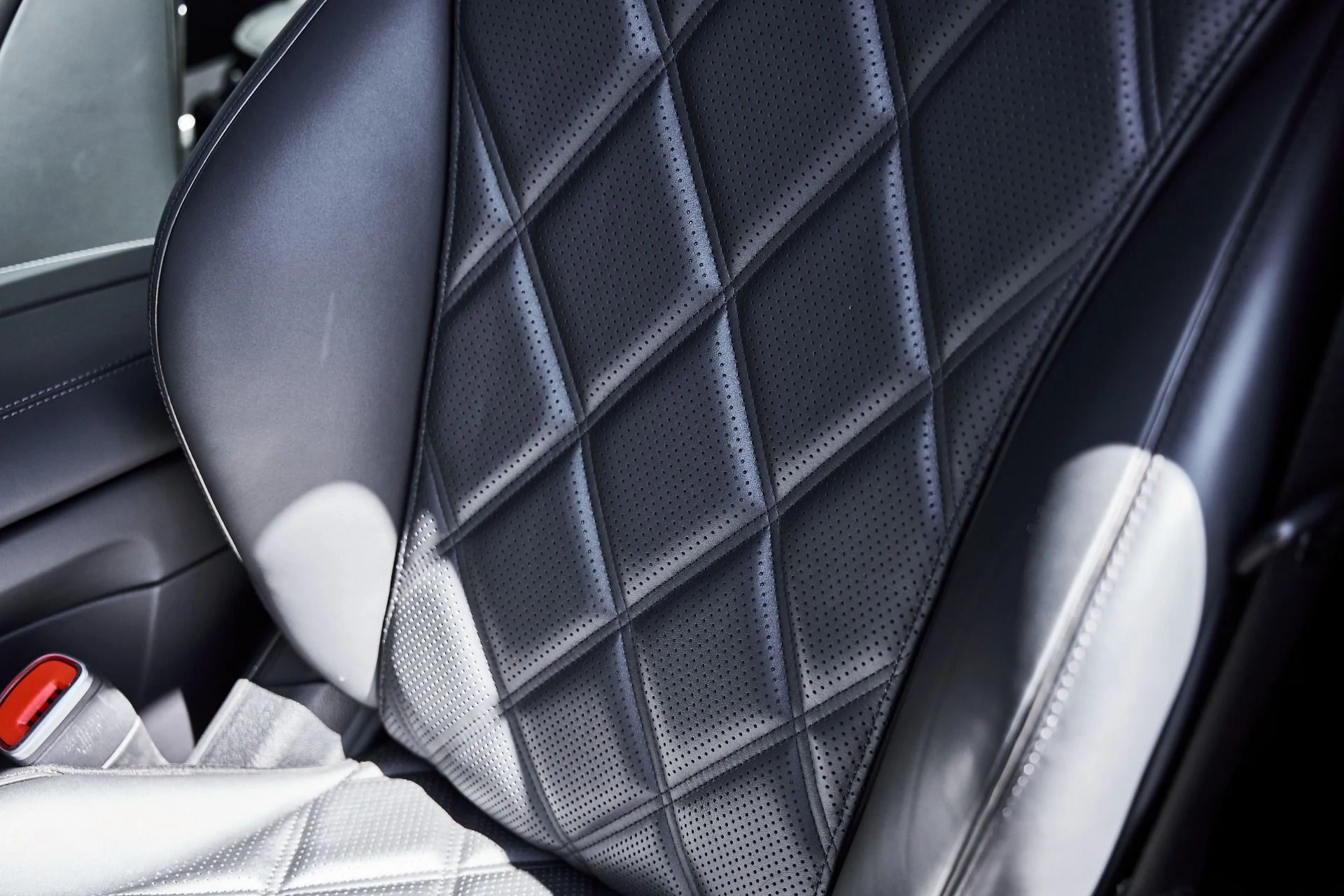 mph047_3696358026_Used_2024_Mercedes_Benz_EQS_Maybach_EQS_680_1775326066_9215a10886