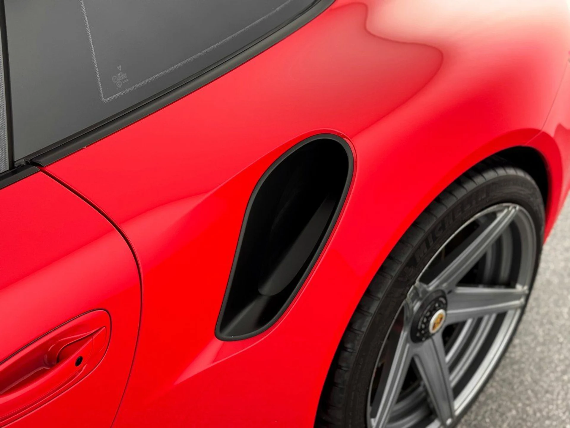 mph047_371128194_66fc1a7fb9725fa5781d8b1d5bf3b531x_836546ae60