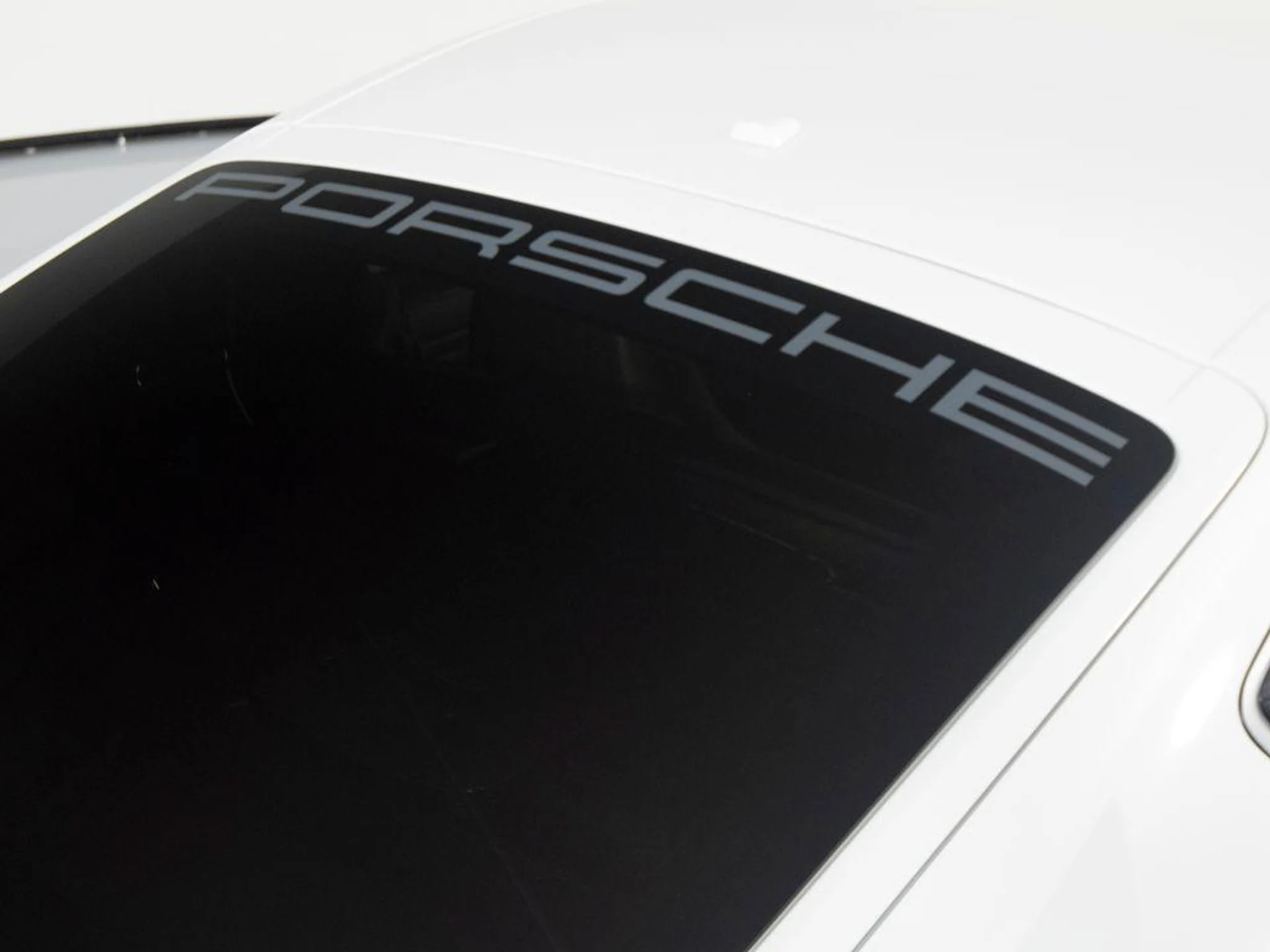 mph047_3719089605_W_G8_WF_9qko_NL_Tbs_Grg5kw_Qj2y_C0_3075be08f6