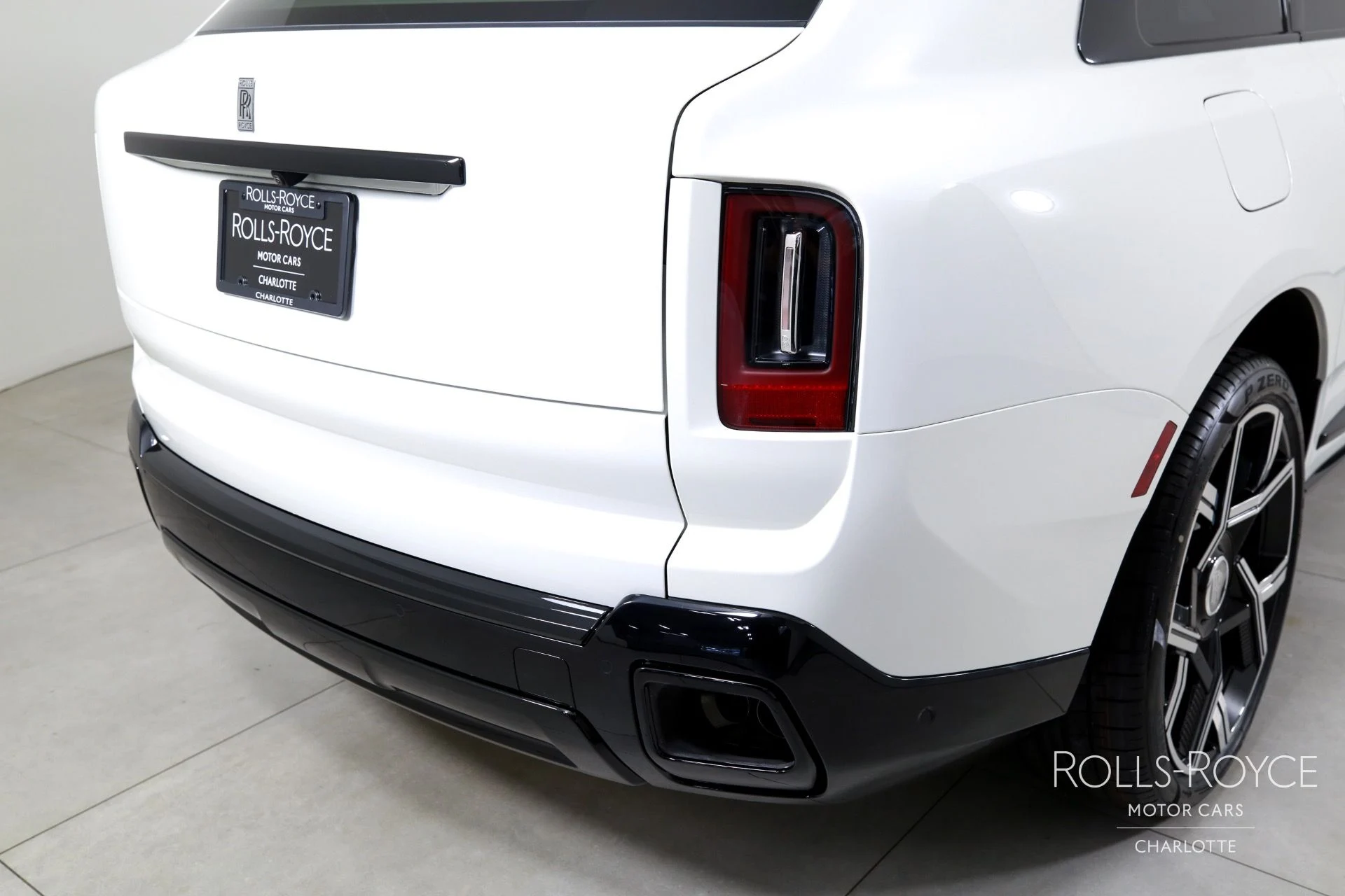 mph047_3736575157_Used_2025_Rolls_Royce_Cullinan_1755801103_a7f58936e0