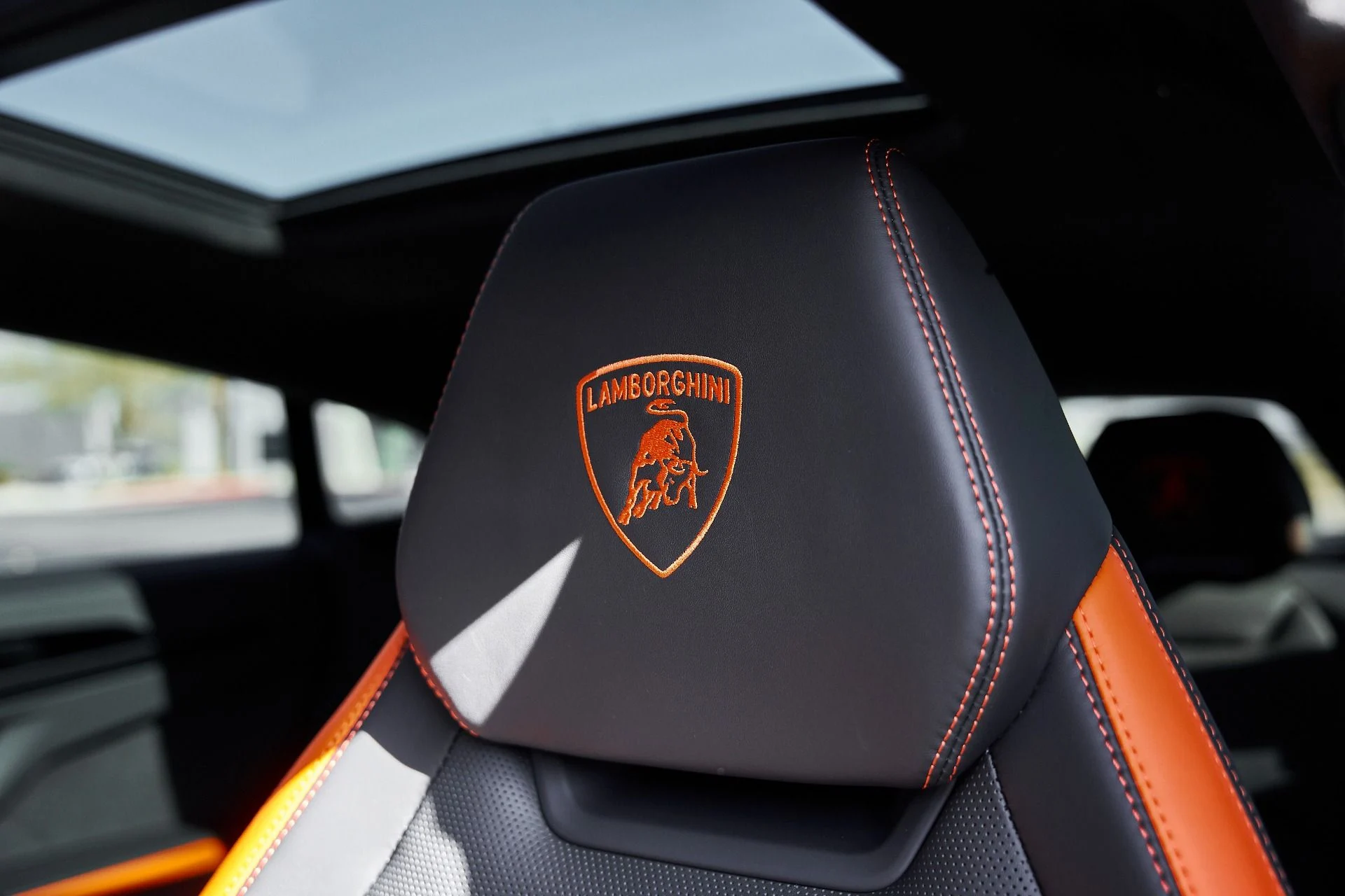 mph047_3748514887_Used_2025_Lamborghini_Urus_SE_1770086494_2f5921d3c4