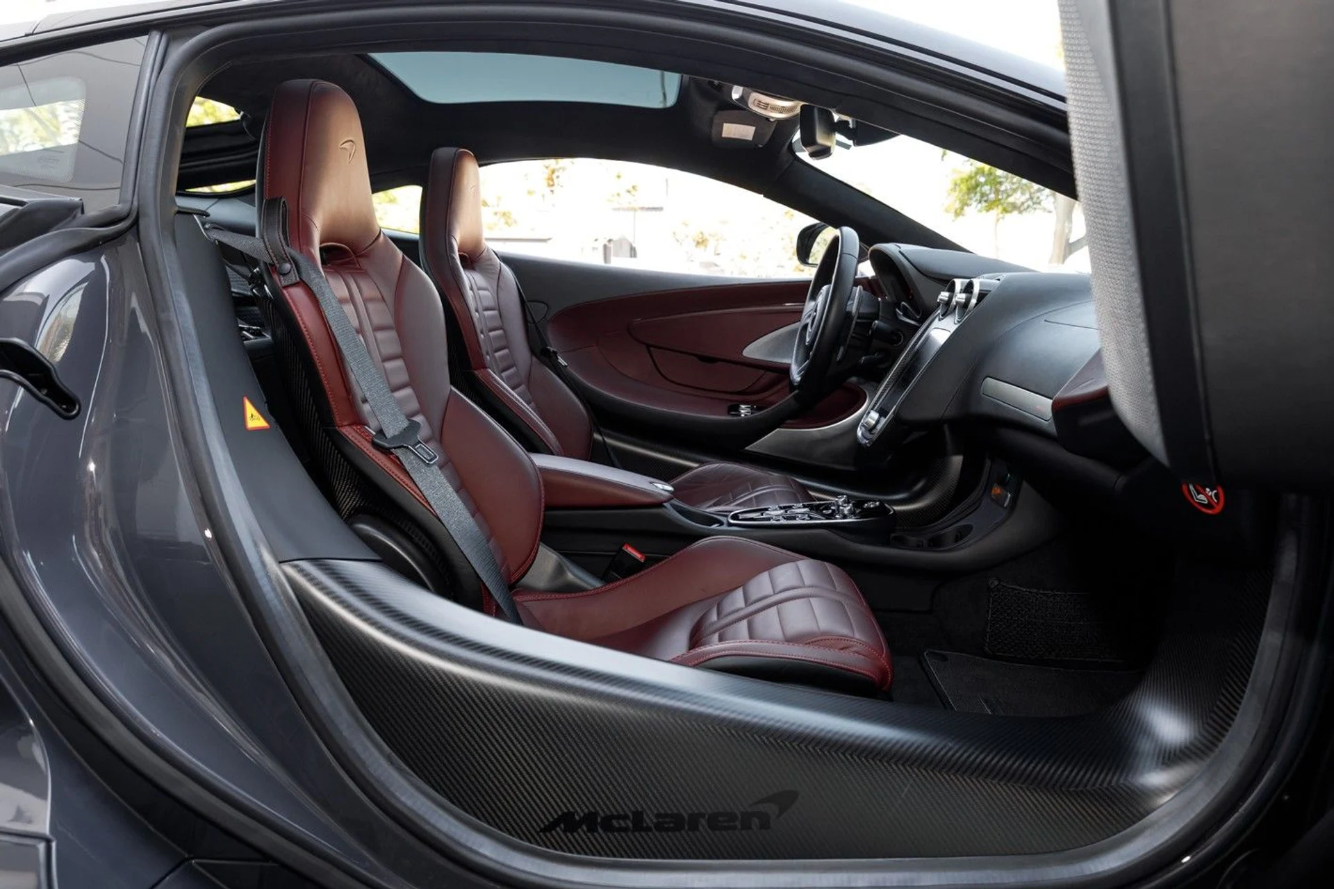 mph047_3766604494_467_p48_l_46f052d23f