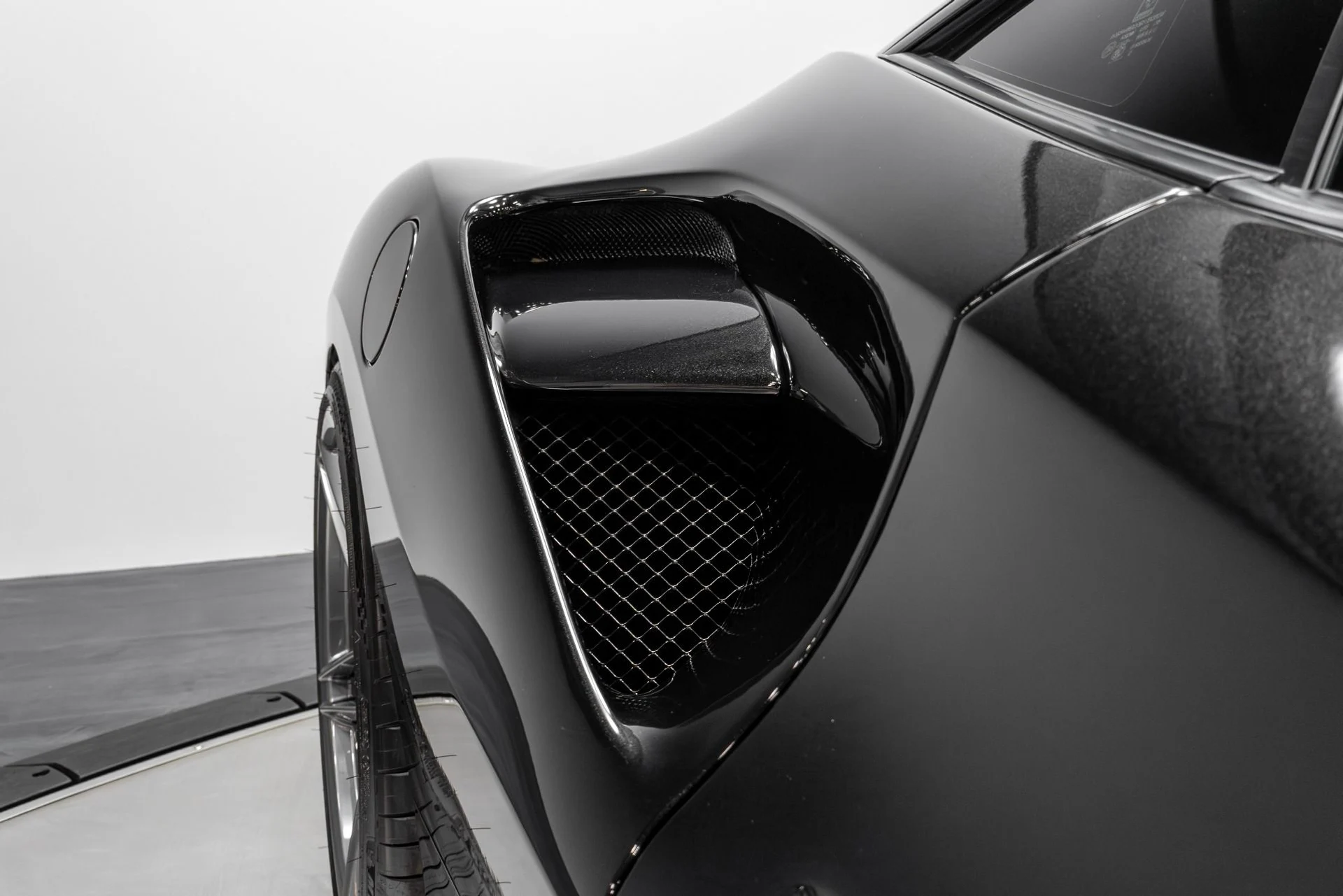 mph047_3777829457_Used_2018_Ferrari_488_GTB_Base_1771040686_d42caa76bc