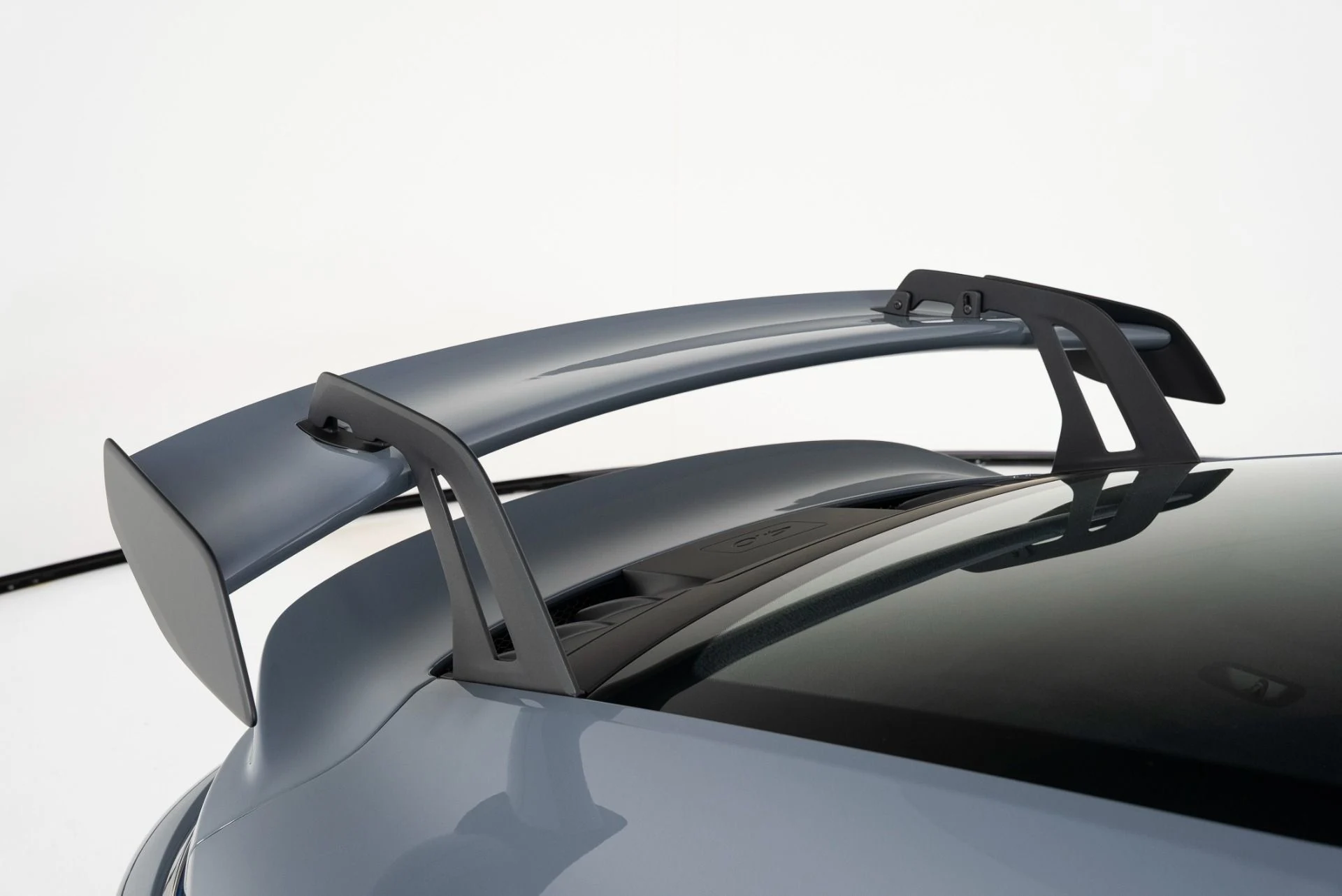 mph047_3797663644_Used_2024_Porsche_911_GT_3_1754693153_64000e06b2