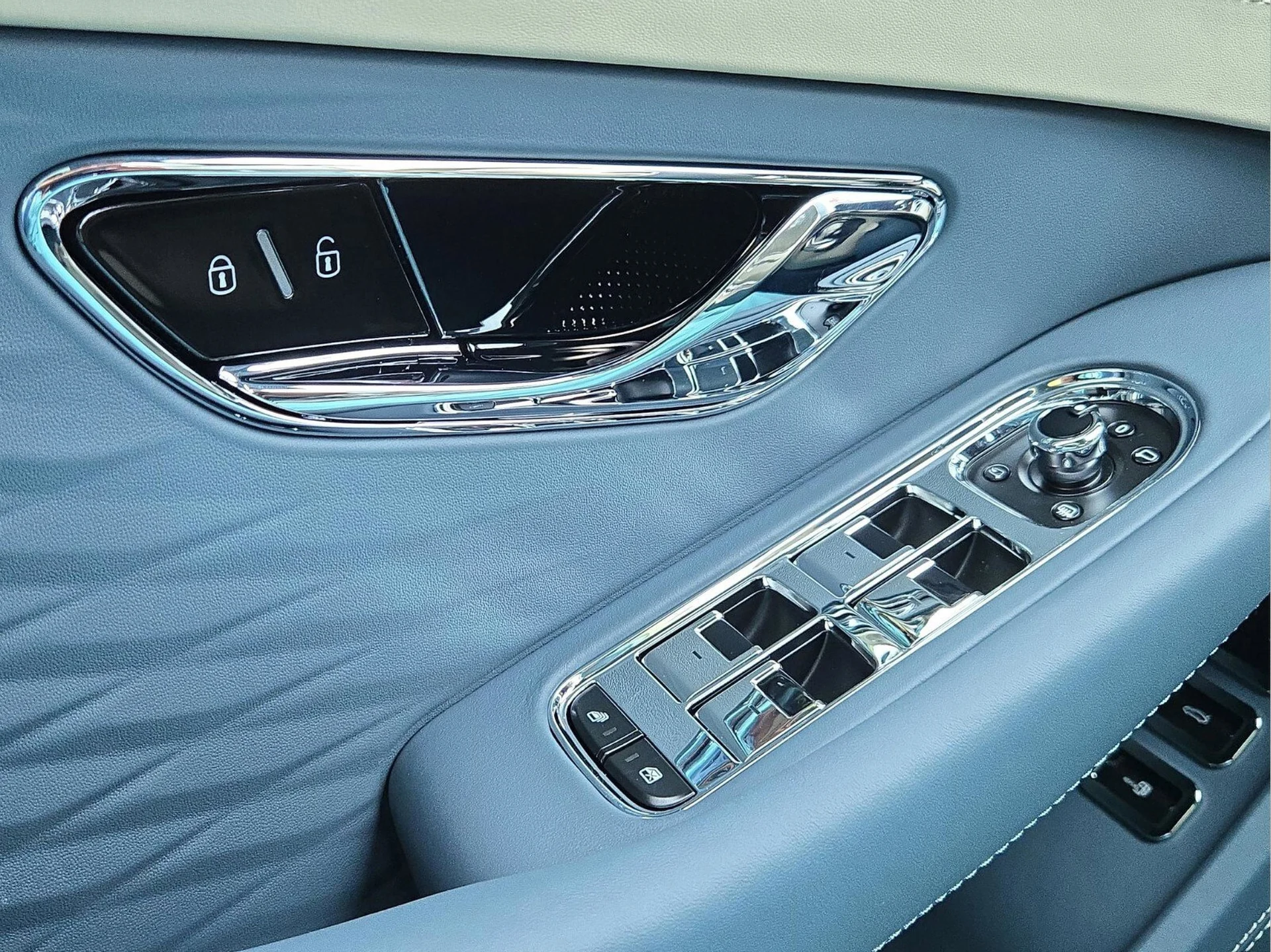 mph047_3799152686_c7b58f1d05d37ed52d9a4ff547ec7e25x_1ea9eb931a