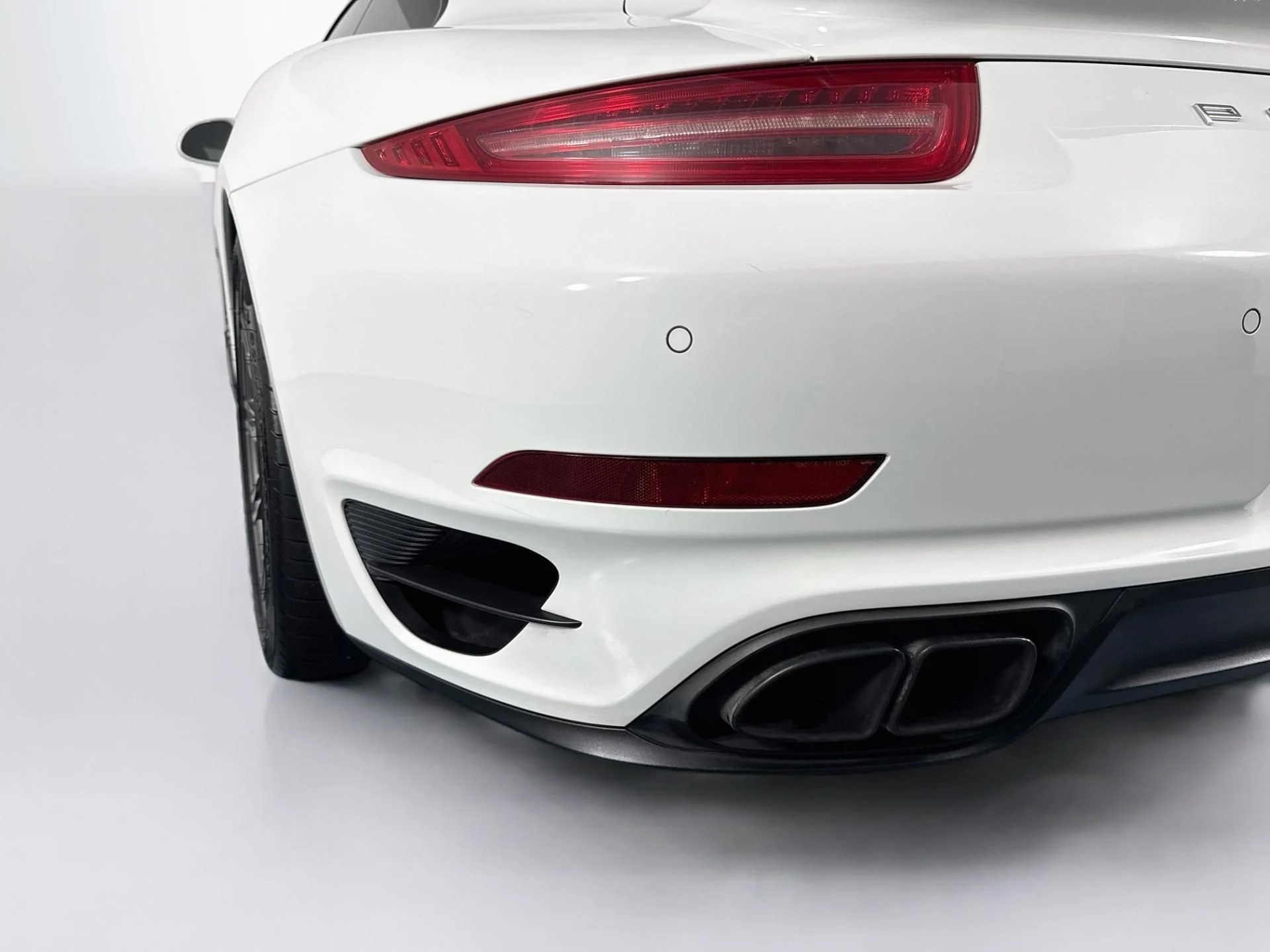 mph047_3821086584_Used_2014_Porsche_911_Turbo_S_1791570355_eb35cc472e