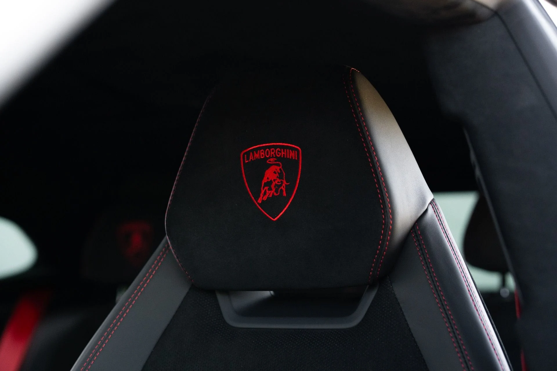 mph047_3870046310_Used_2024_Lamborghini_Urus_Performante_1770940170_ced5e60974