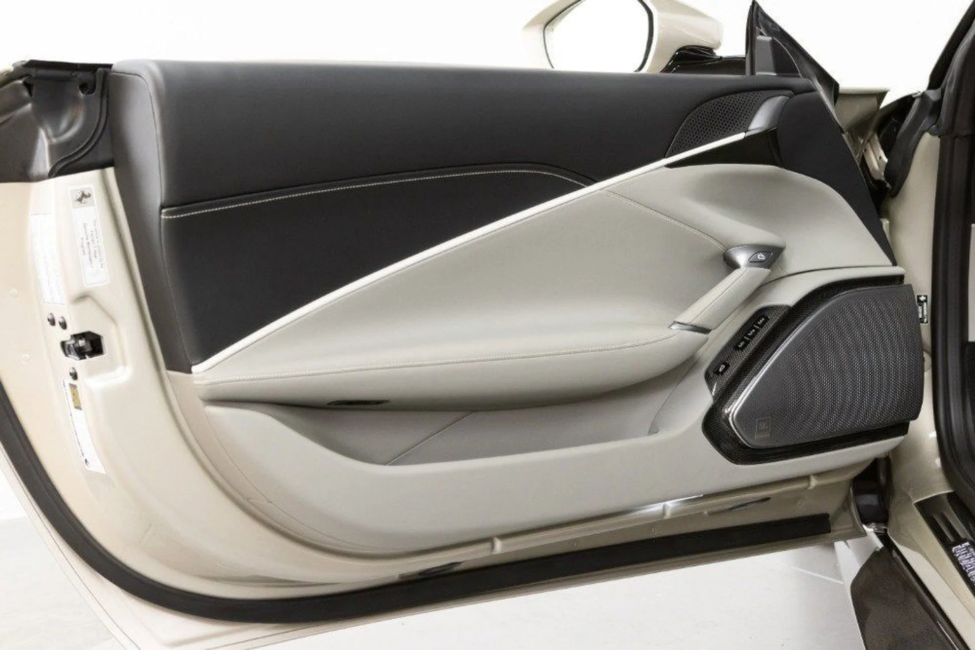 mph047_3878889312_b0fdd480c92f415f97bf98852ae536af_9ebd5b6254