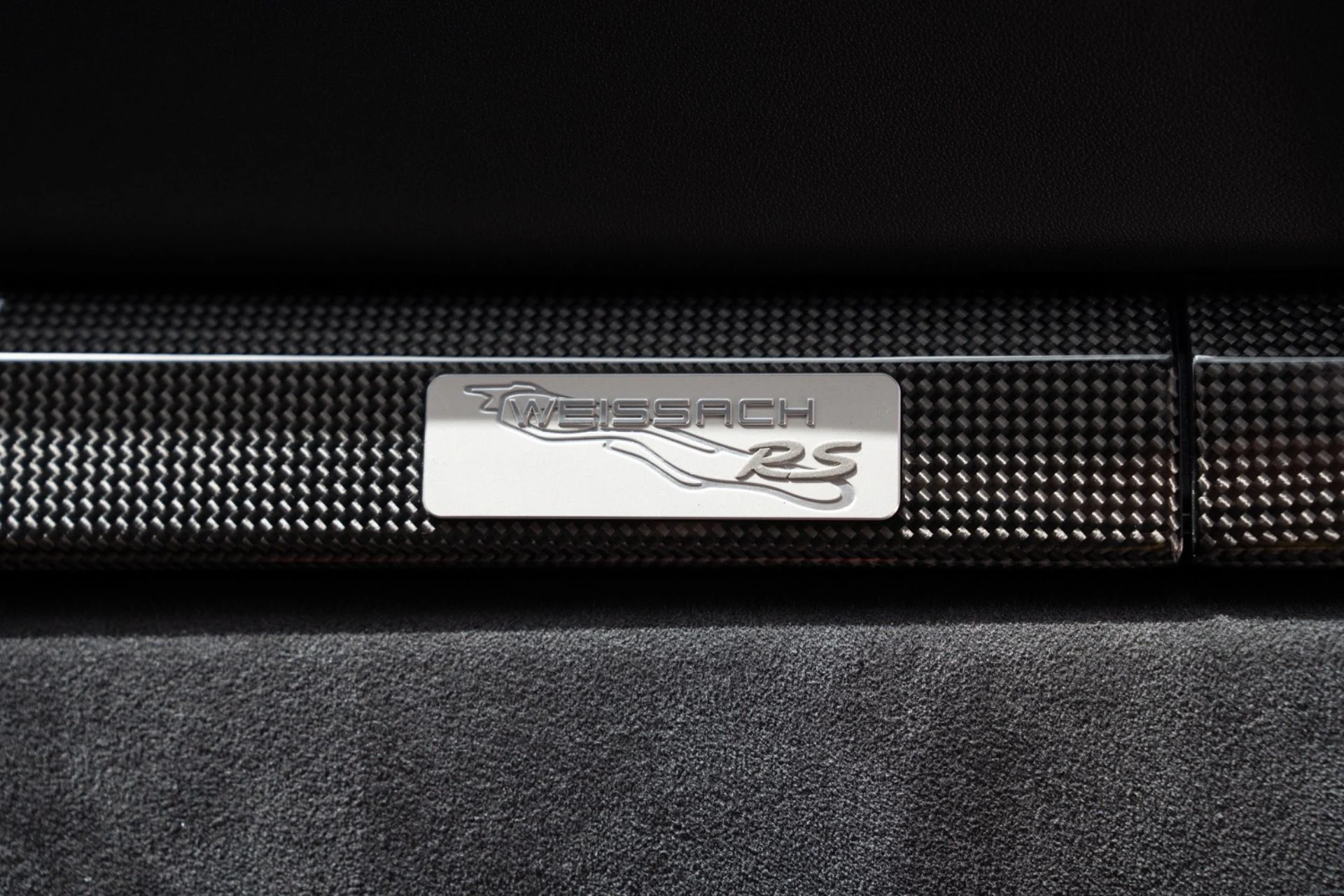 mph047_3915659484_Used_2018_Porsche_911_GT_2_RS_1782839837_d7f52ed88b