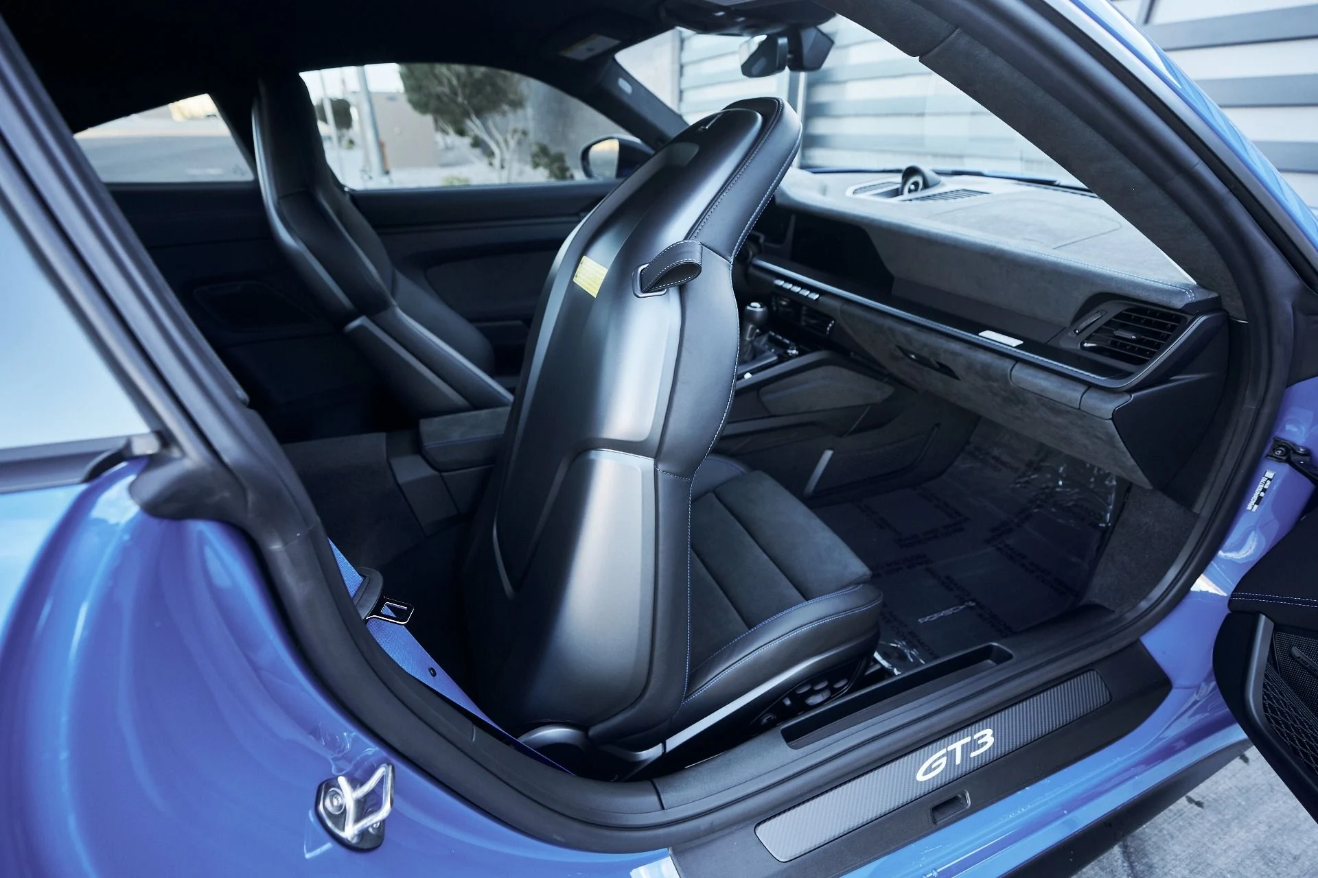 mph047_3925236107_Used_2026_Porsche_911_GT_3_1764988937_b111c011e6