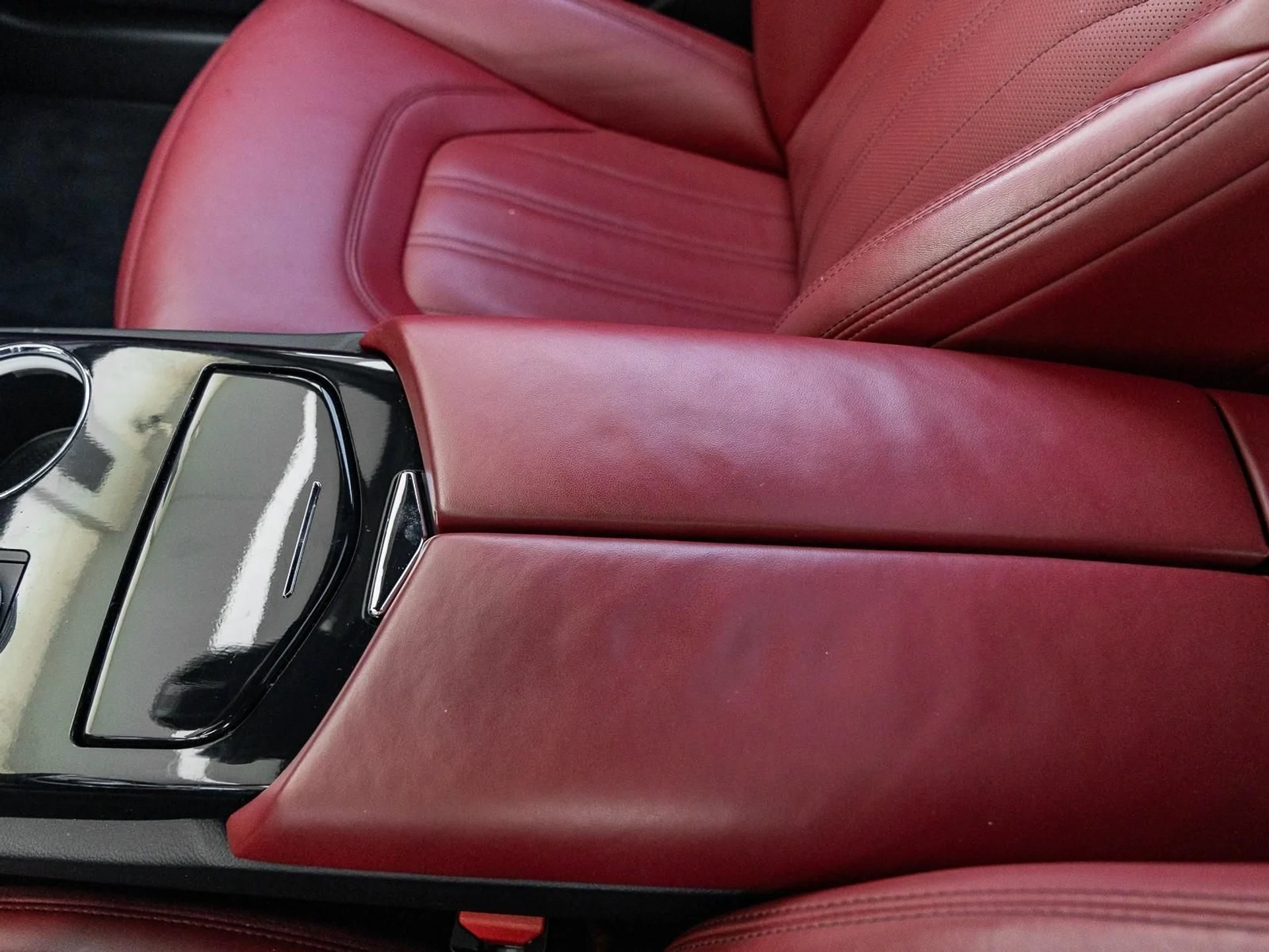 mph047_393455218_Used_2022_Maserati_Quattroporte_GT_1765231545_a79ade5c7b