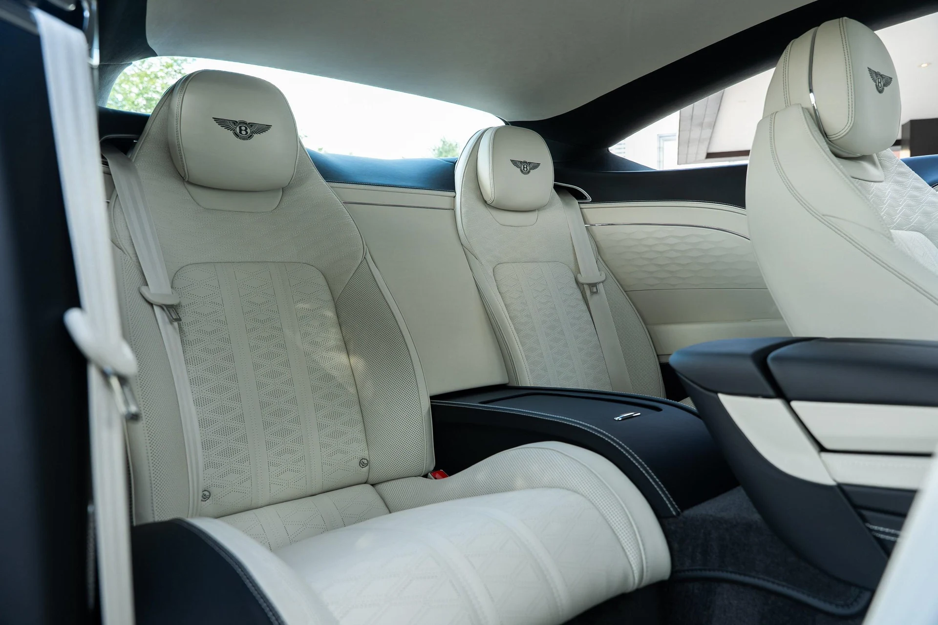 mph047_3939381757_439893878_6888580a327455e0273381f1_9c1858b9ee