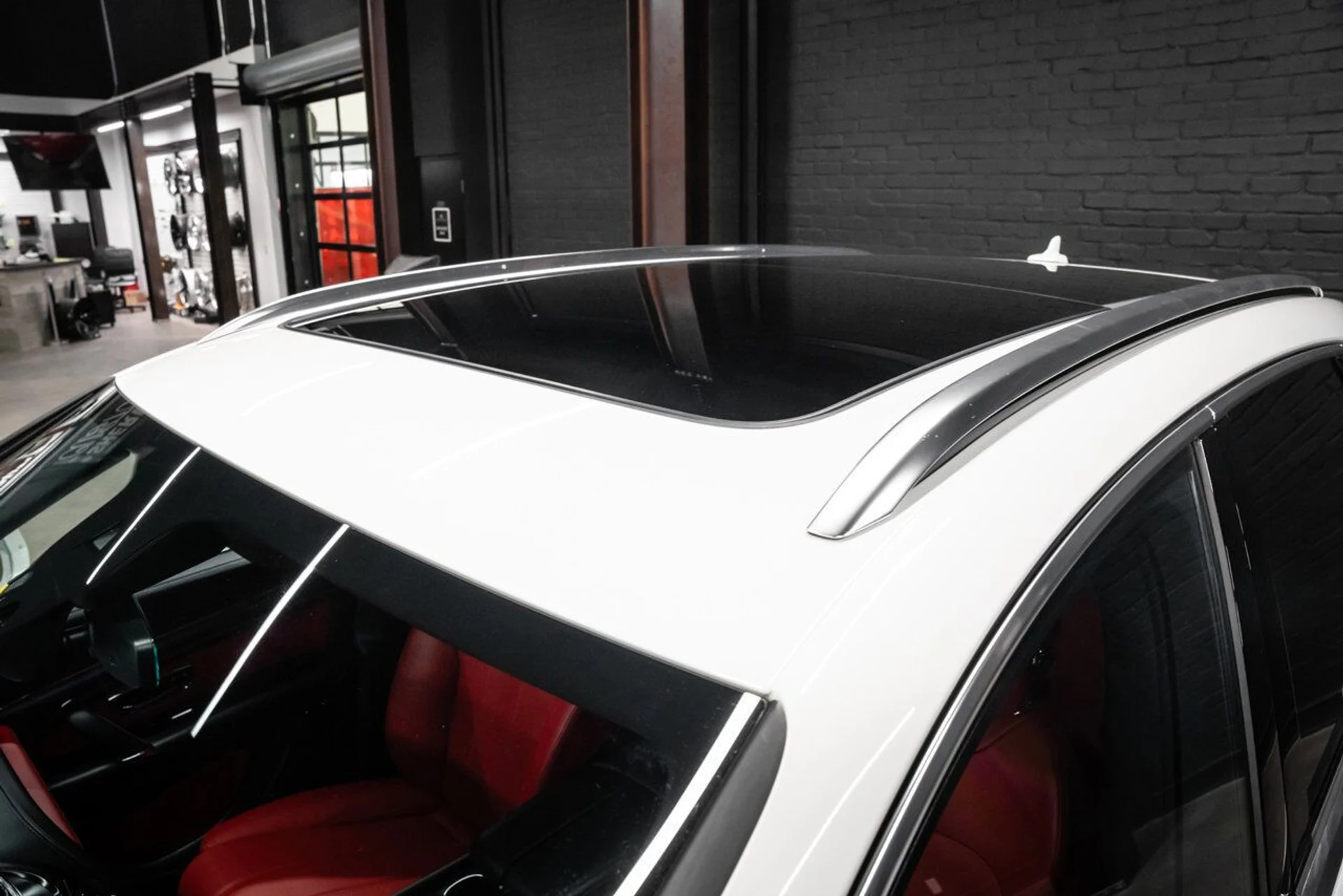 mph047_3940873312_bentley_bentayga_2019_35a78c1c1a