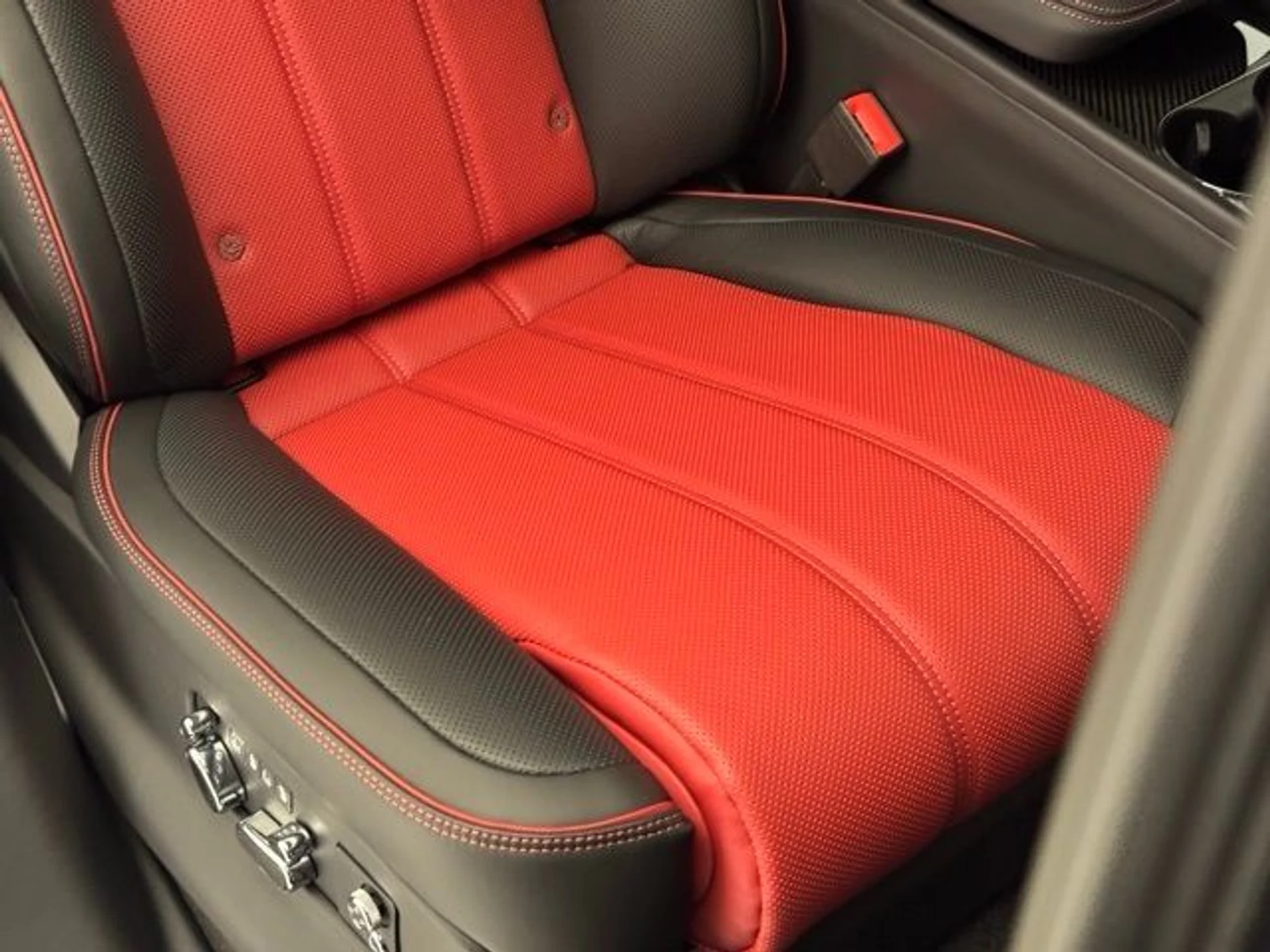 mph047_3944343998_3miths44qem3xlradrcj9oq7832z_c9f8eec982