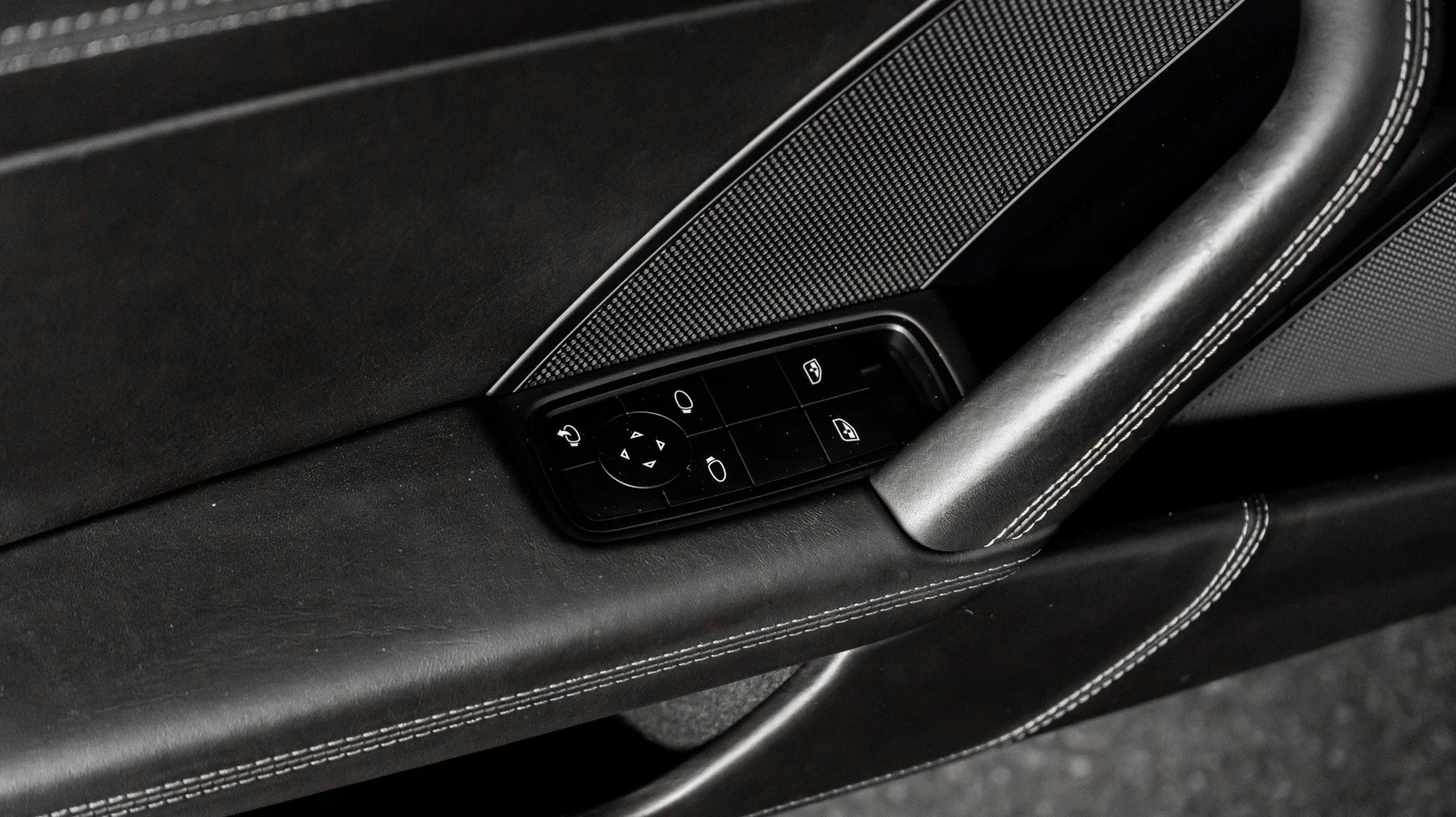 mph047_3945608765_content_homenetiol_com_2001243_2130496_0x0_0c2994de837742468624e0bf095b6d02_c54acfe1e6