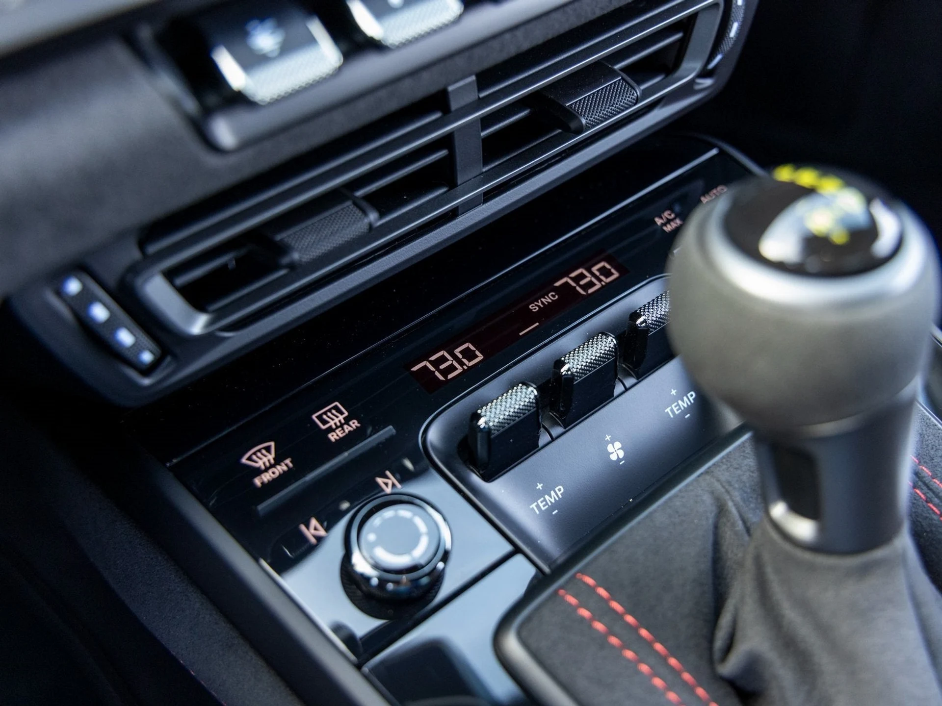 mph047_3951390472_48_b1838125ec