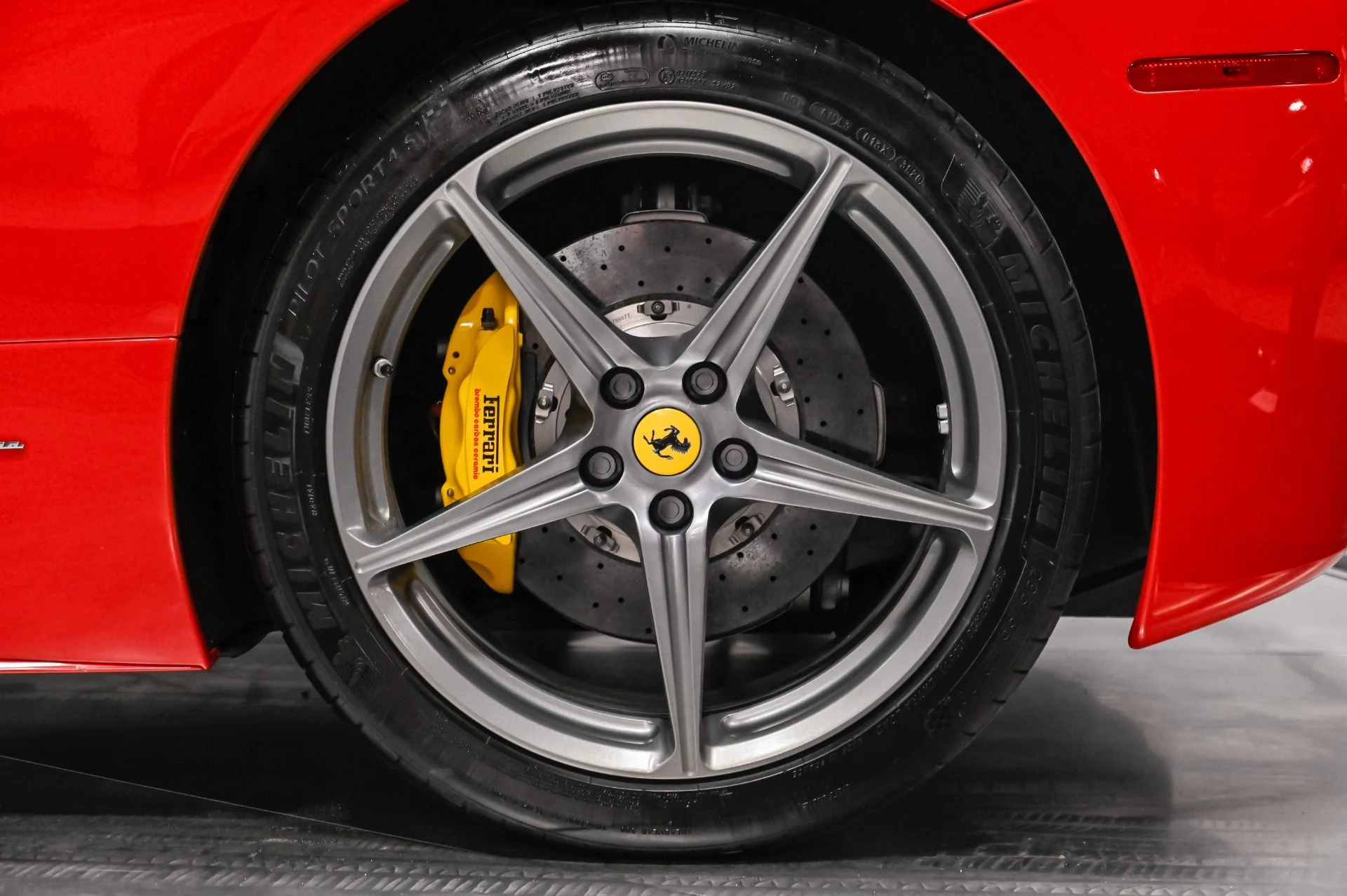 mph047_3955502204_Used_2013_Ferrari_458_Spider_1788115023_3069cbaa6c