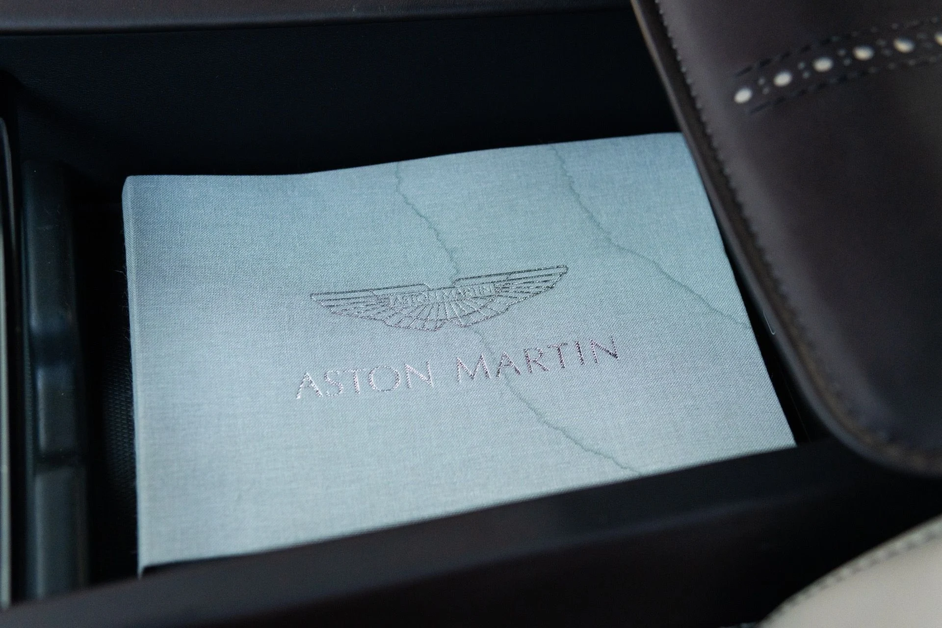 mph047_3958418144_Used_2023_Aston_Martin_DB_11_V8_1765580220_d4e350f6c8