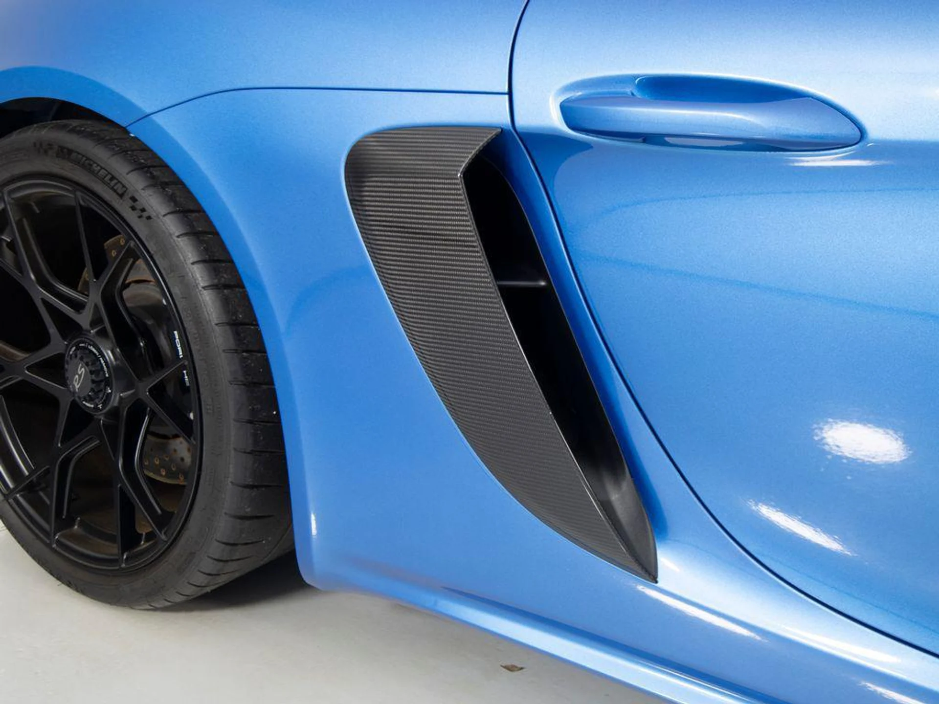 mph047_3980728200_ea_Nfy_UOPQ_67o9x_OZ_Scj_S7_do1n_Y_66328b1823