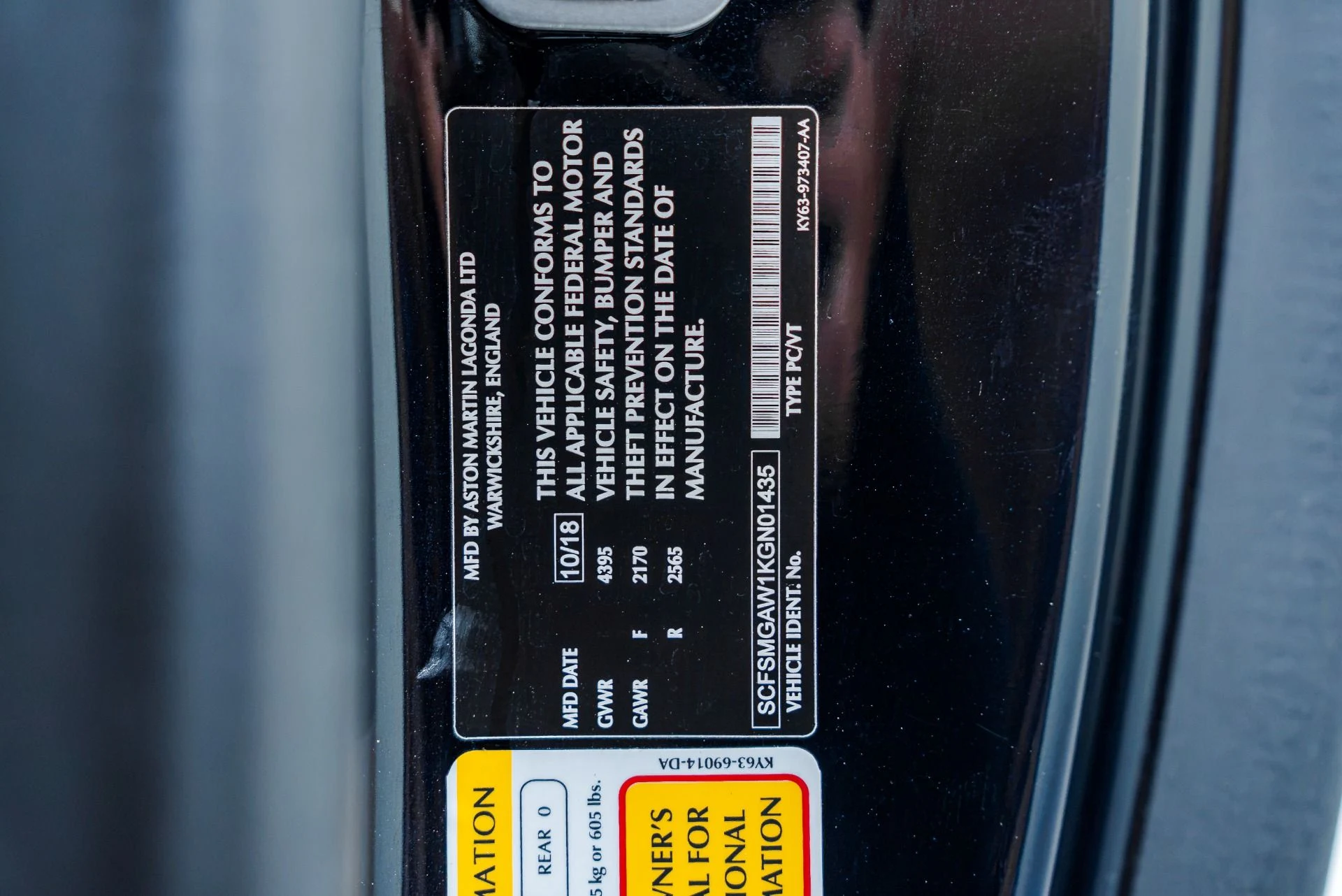 mph047_3983120537_Used_2019_Aston_Martin_Vantage_1793291008_f7f6a2162b