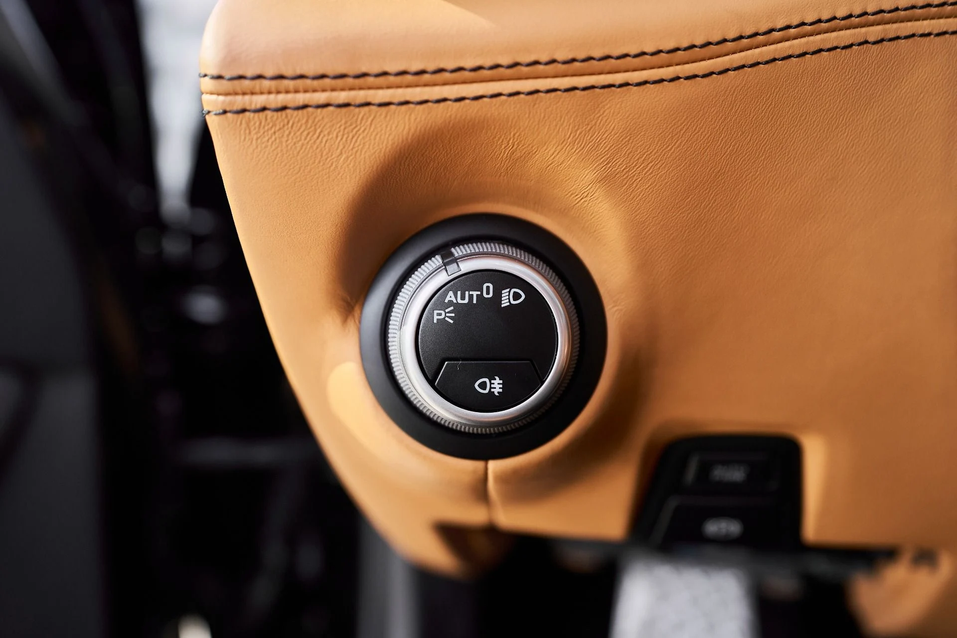 mph047_3999577942_Used_2018_Ferrari_GTC_4_Lusso_V12_1764210199_d135b6aee3