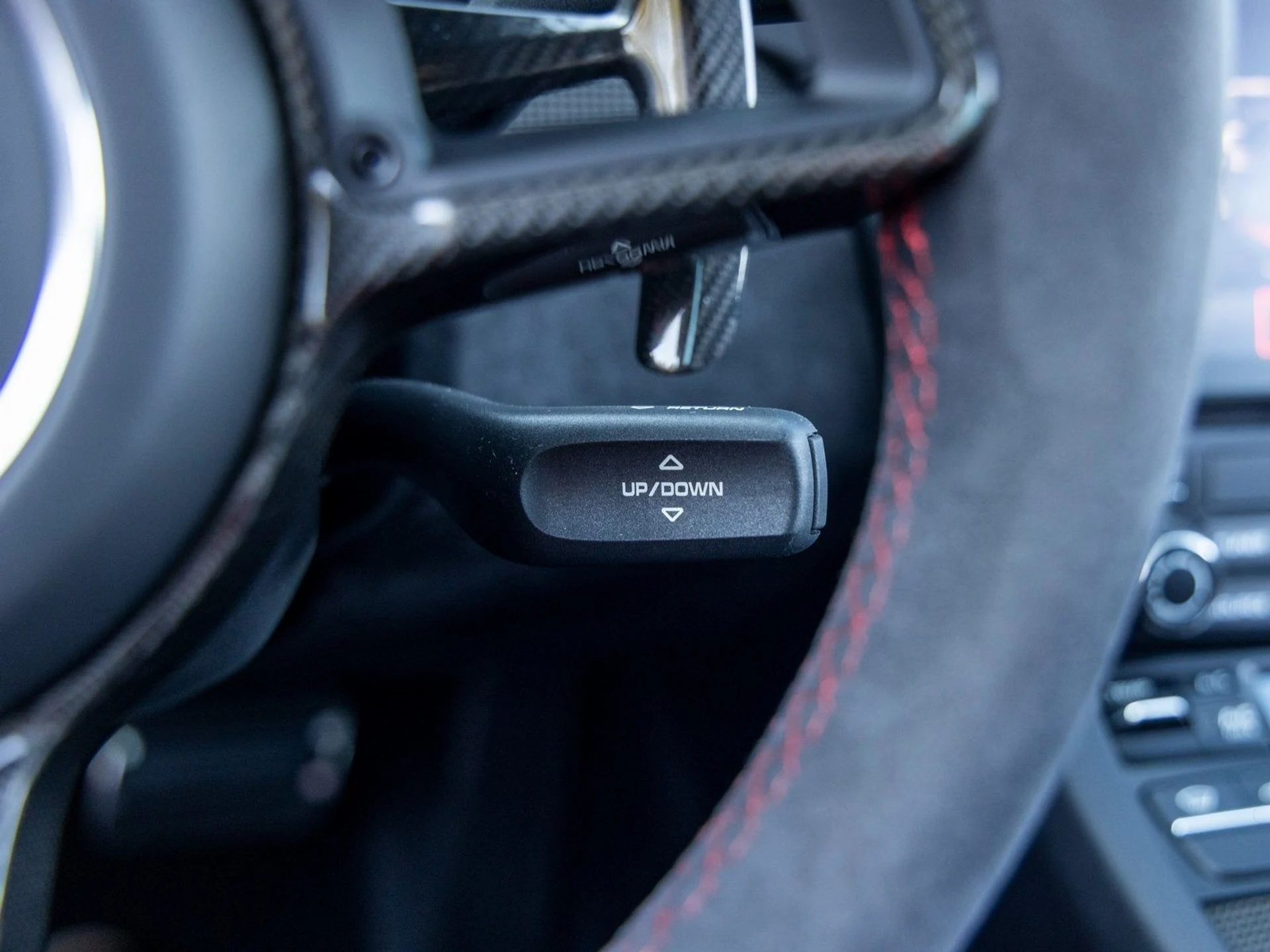 mph047_400174767_48_163a0fe372