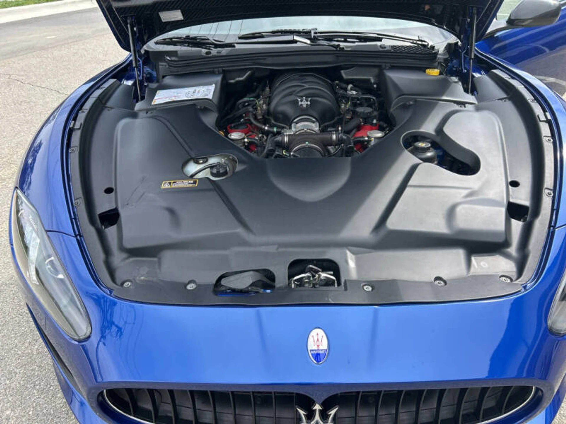 mph047_40173744_2016_maserati_granturismo_mc_2dr_coupe_4a20458a74