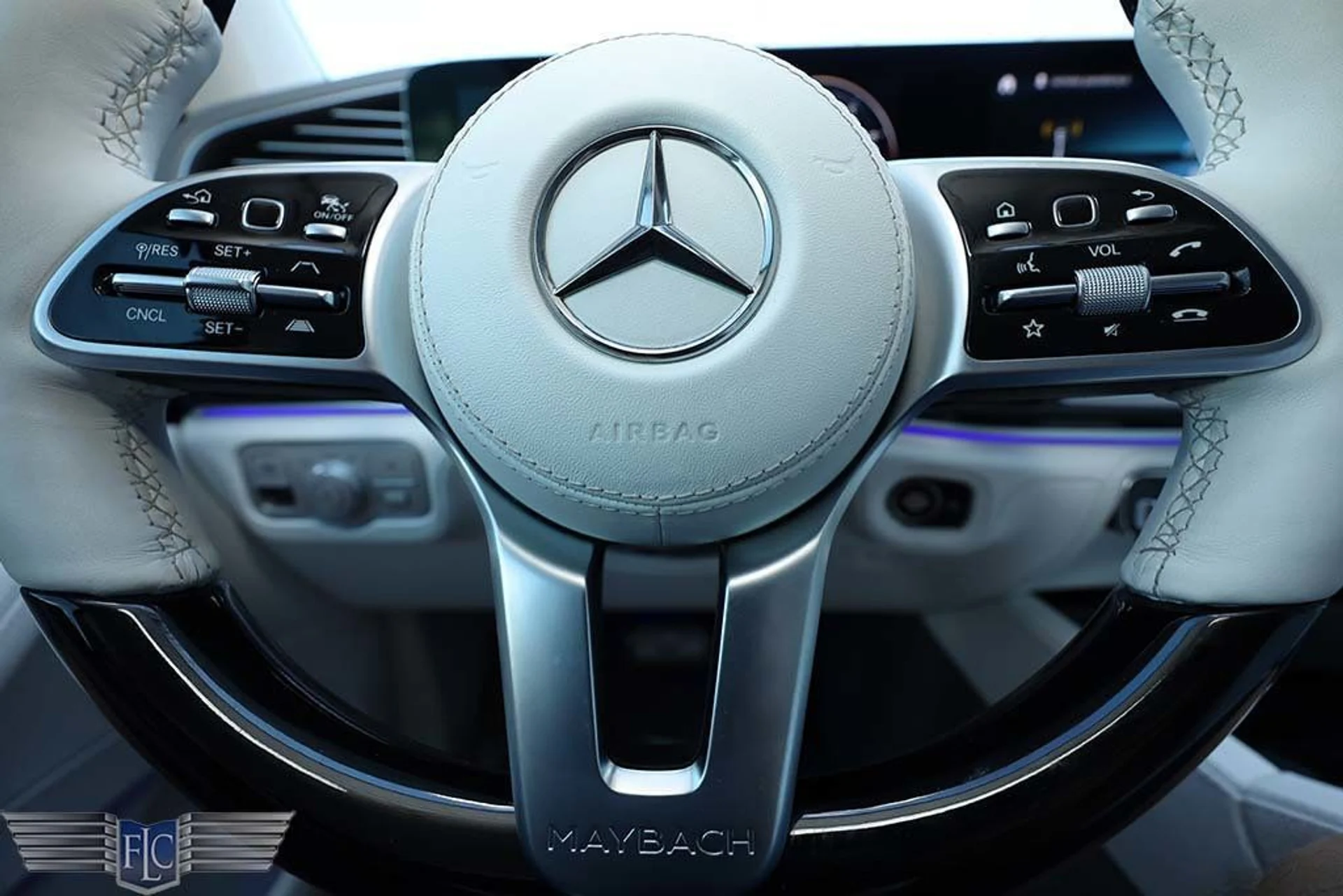 mph047_4030590009_used_2023_mercedes_benz_gls_maybachgls6004maticsuv_6305_22983773_48_1024_18efbd90ef