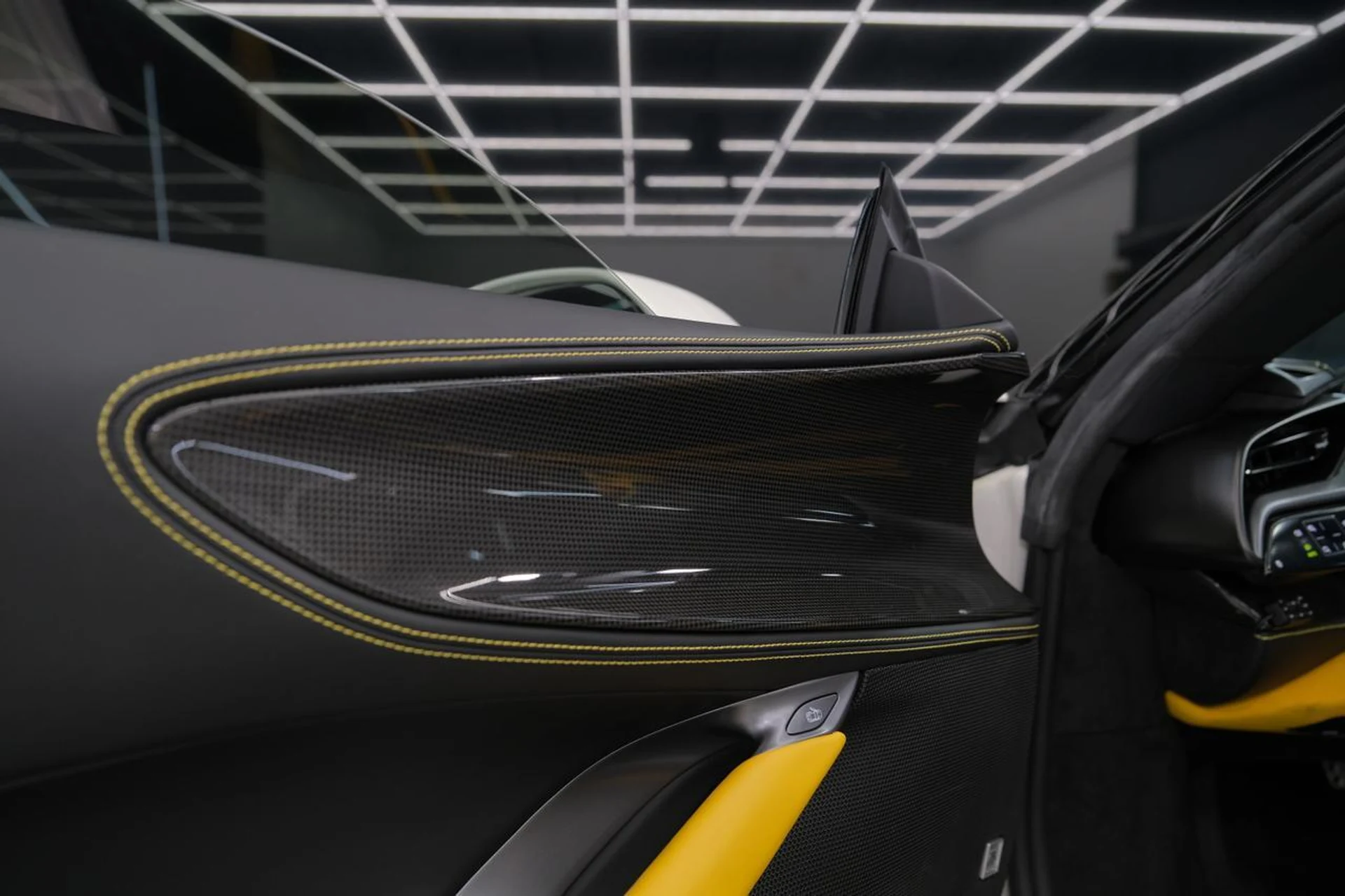 mph047_406767015_b3866b0f29d84379f4a91bb5111e89bb_998babbdd5