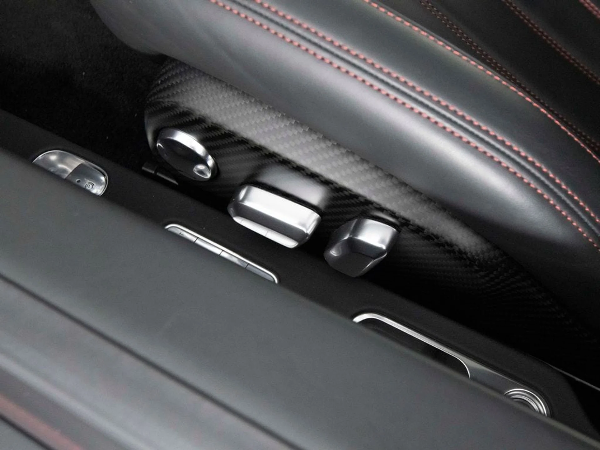 mph047_4075652313_91ad9875fdead10528302df41743d306x_05b12a0295