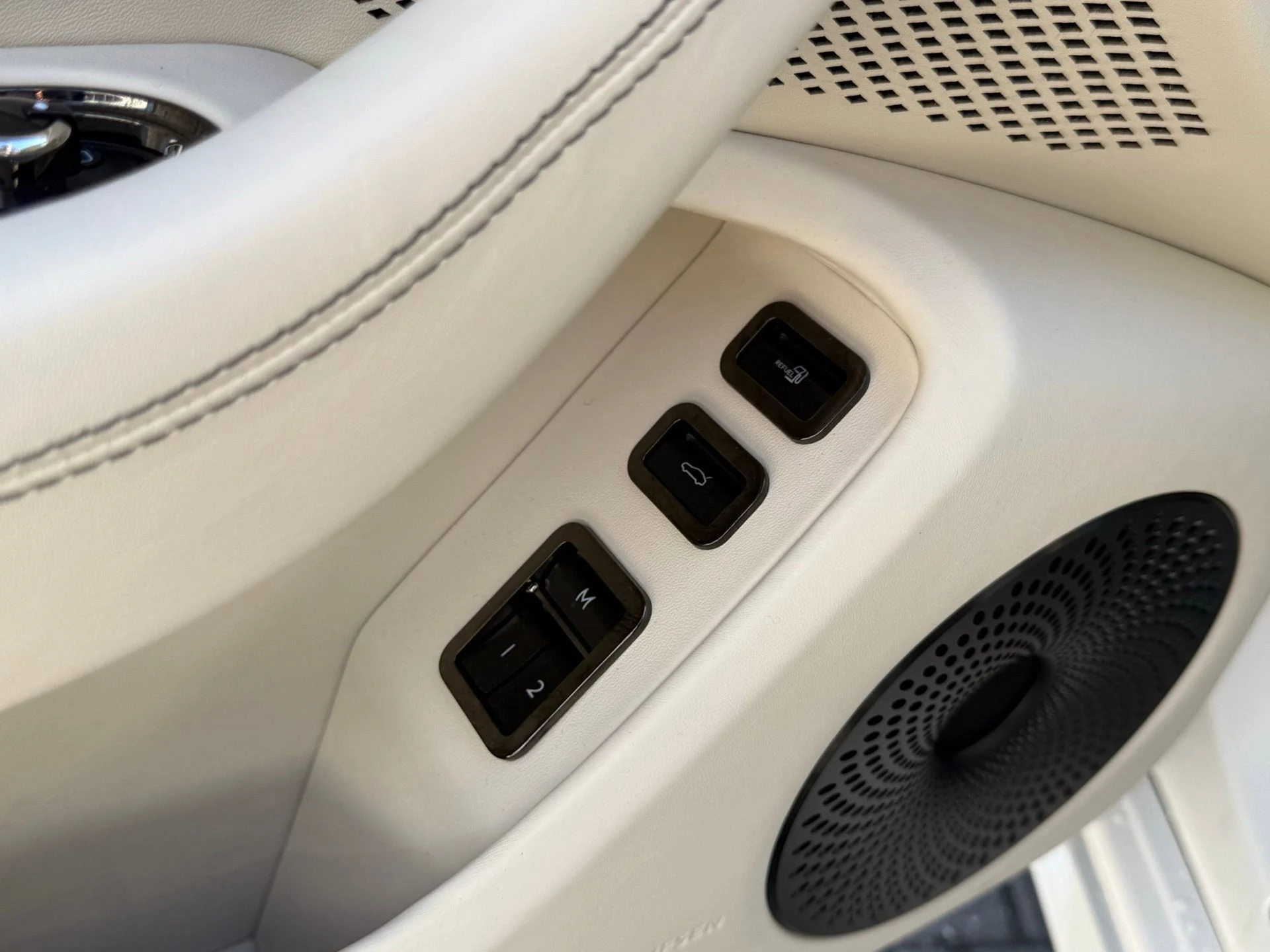 mph047_4079892614_37f7db8c5d9747f3bd7b4f82b2288380_75cd80c17c