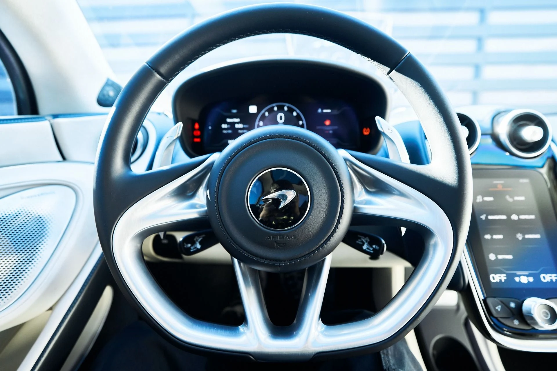 mph047_4092827966_Used_2022_Mc_Laren_GT_Base_1765245112_3ff5aa0291