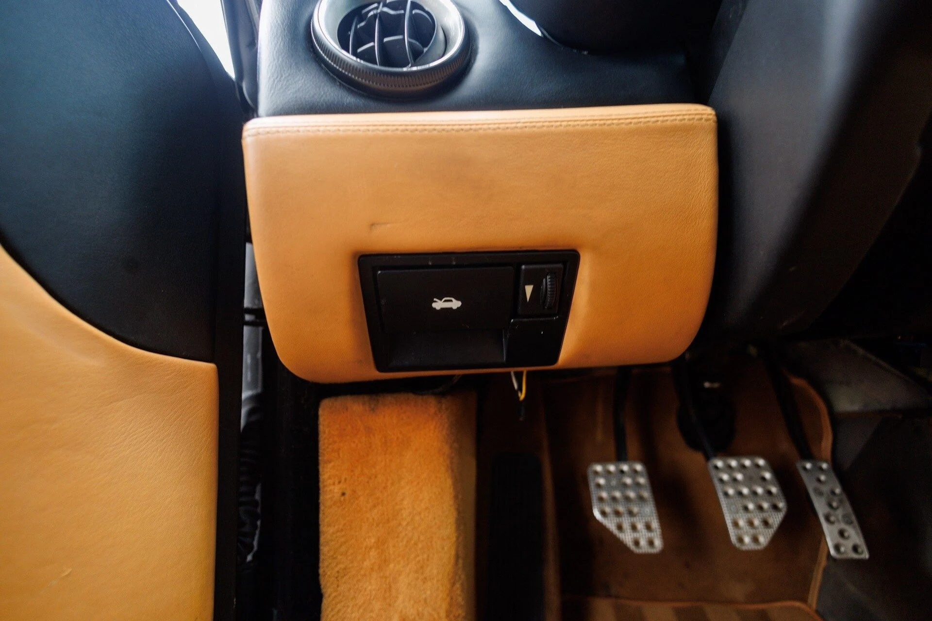 mph047_4105874212_8663fe2513d05daa5aa1eb110eedc2a8x_77f745e7d3