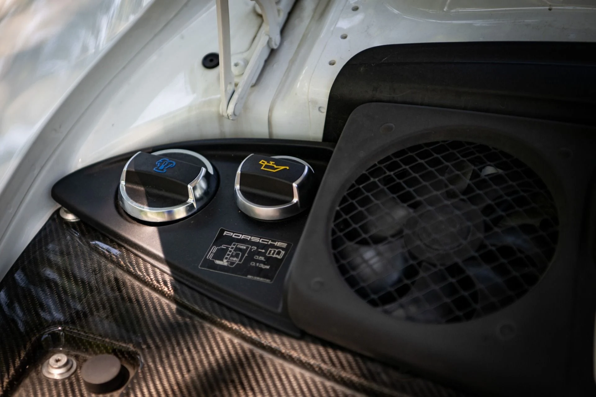 mph047_4106762553_Used_2015_Porsche_911_GT_3_1783359761_dc42f6f234