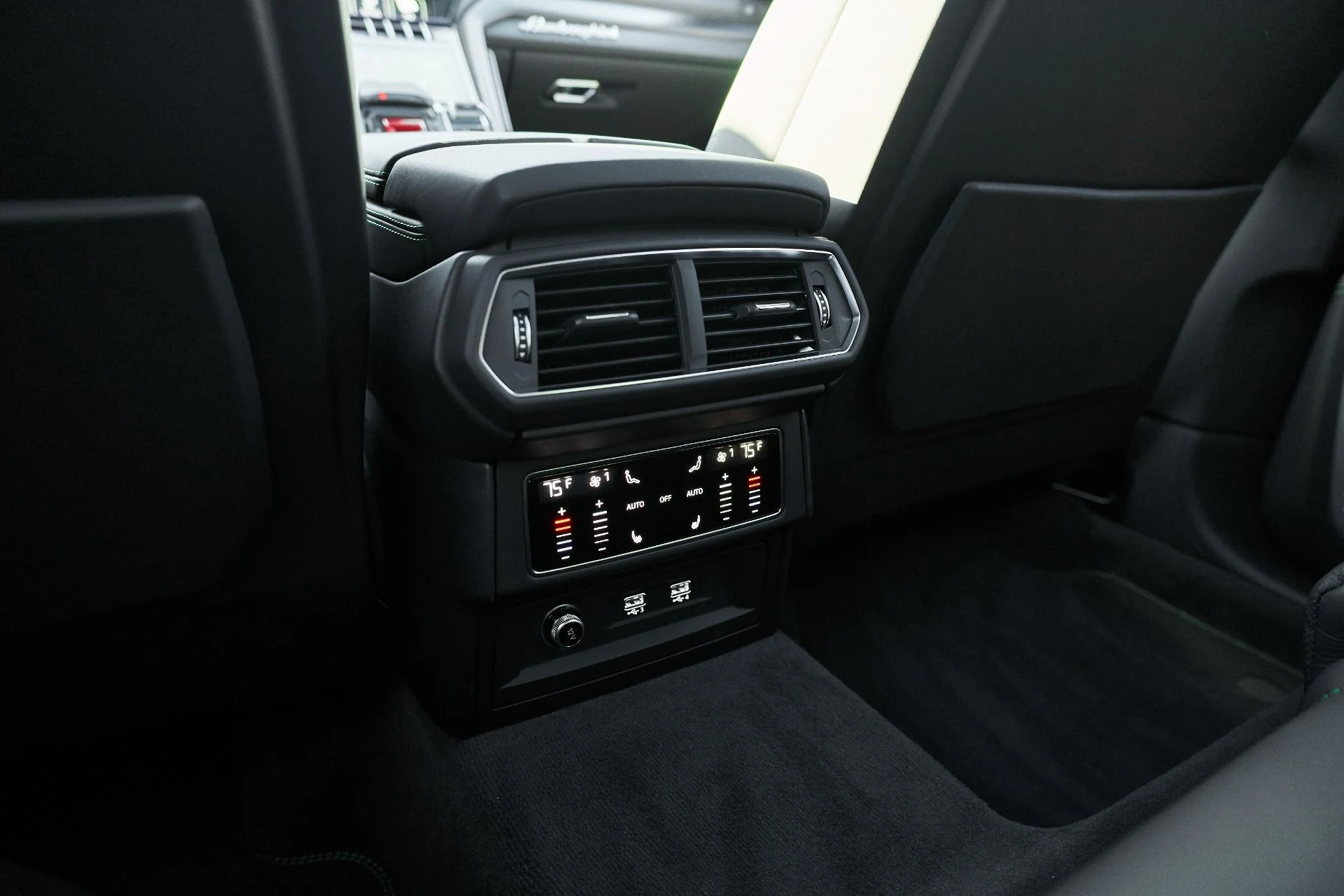 mph047_4111368439_Used_2021_Lamborghini_Urus_1765854530_3455660b61