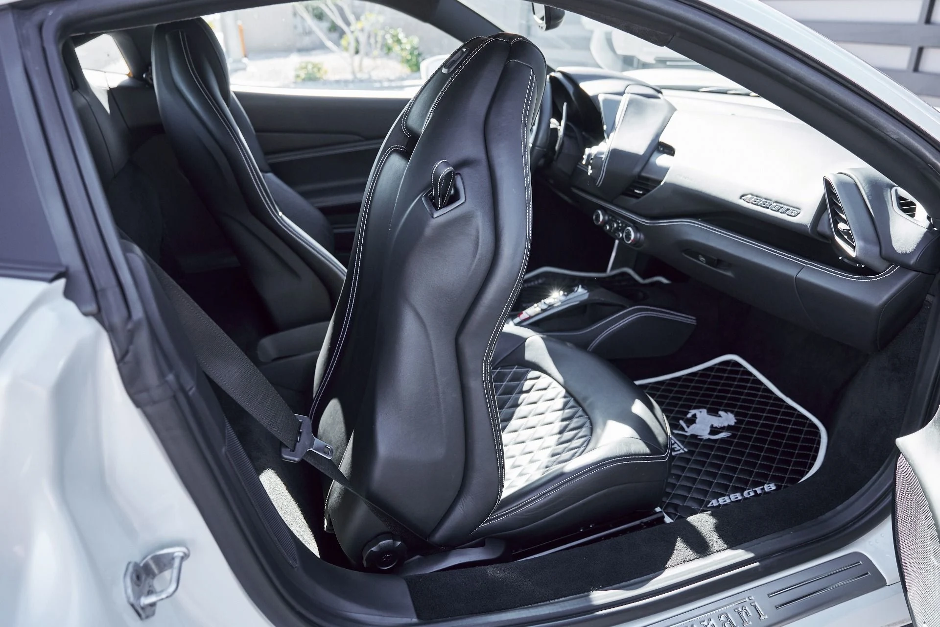 mph047_4128342576_Used_2017_Ferrari_488_GTB_1768271198_9c76121a0d