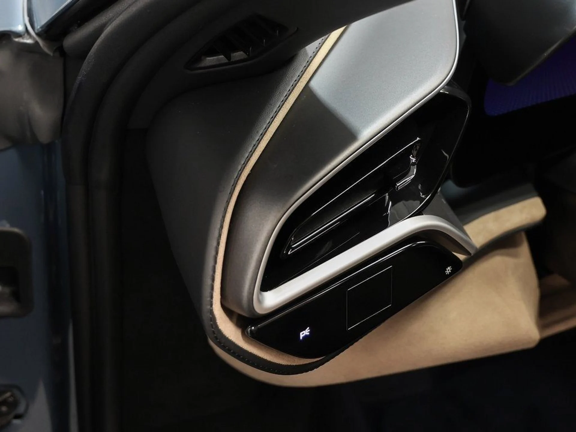 mph047_4134366085_48_b248e8a938