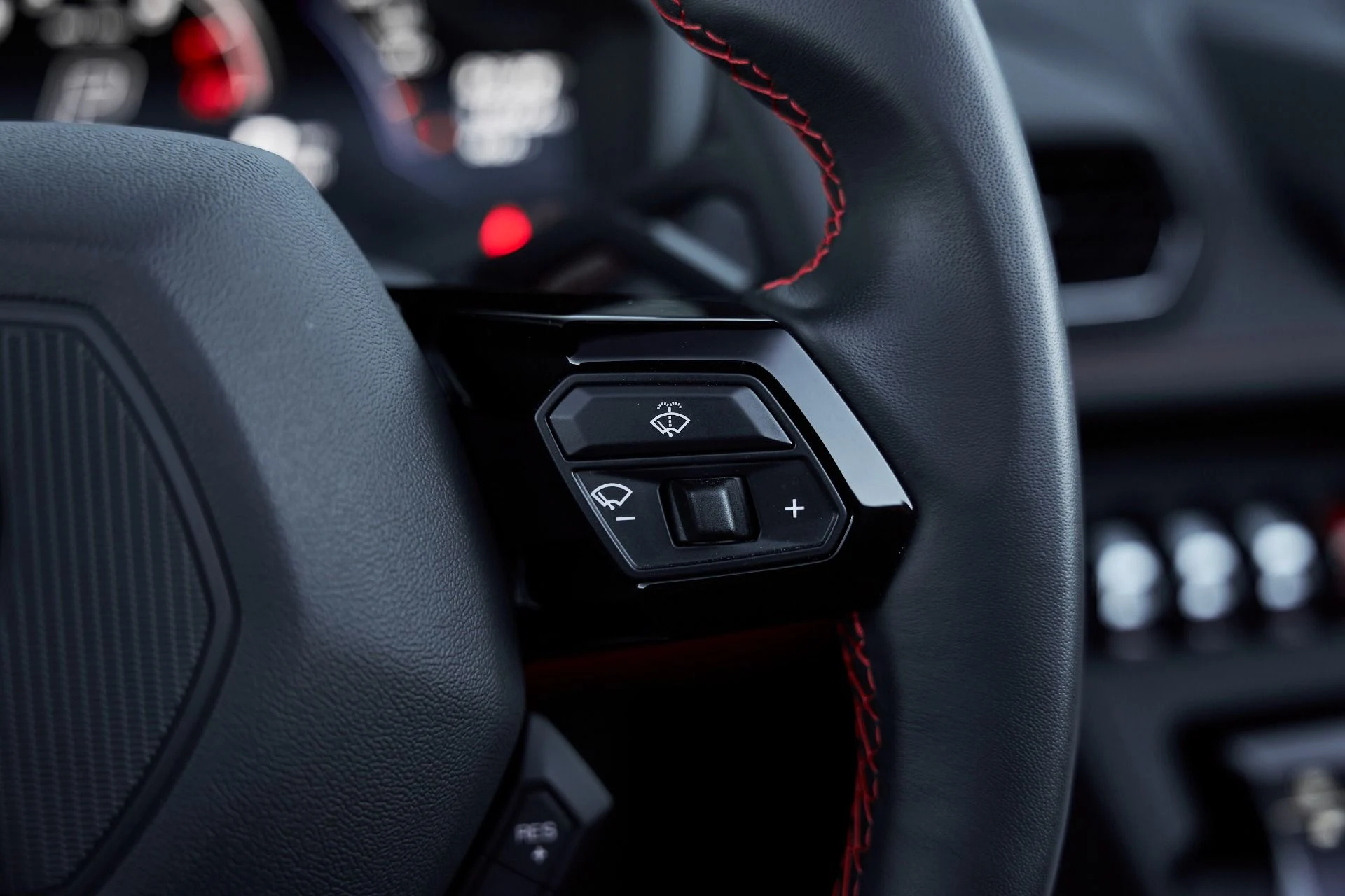 mph047_414593821_Used_2024_Lamborghini_Huracan_EVO_Spyder_1766881375_c26698a465