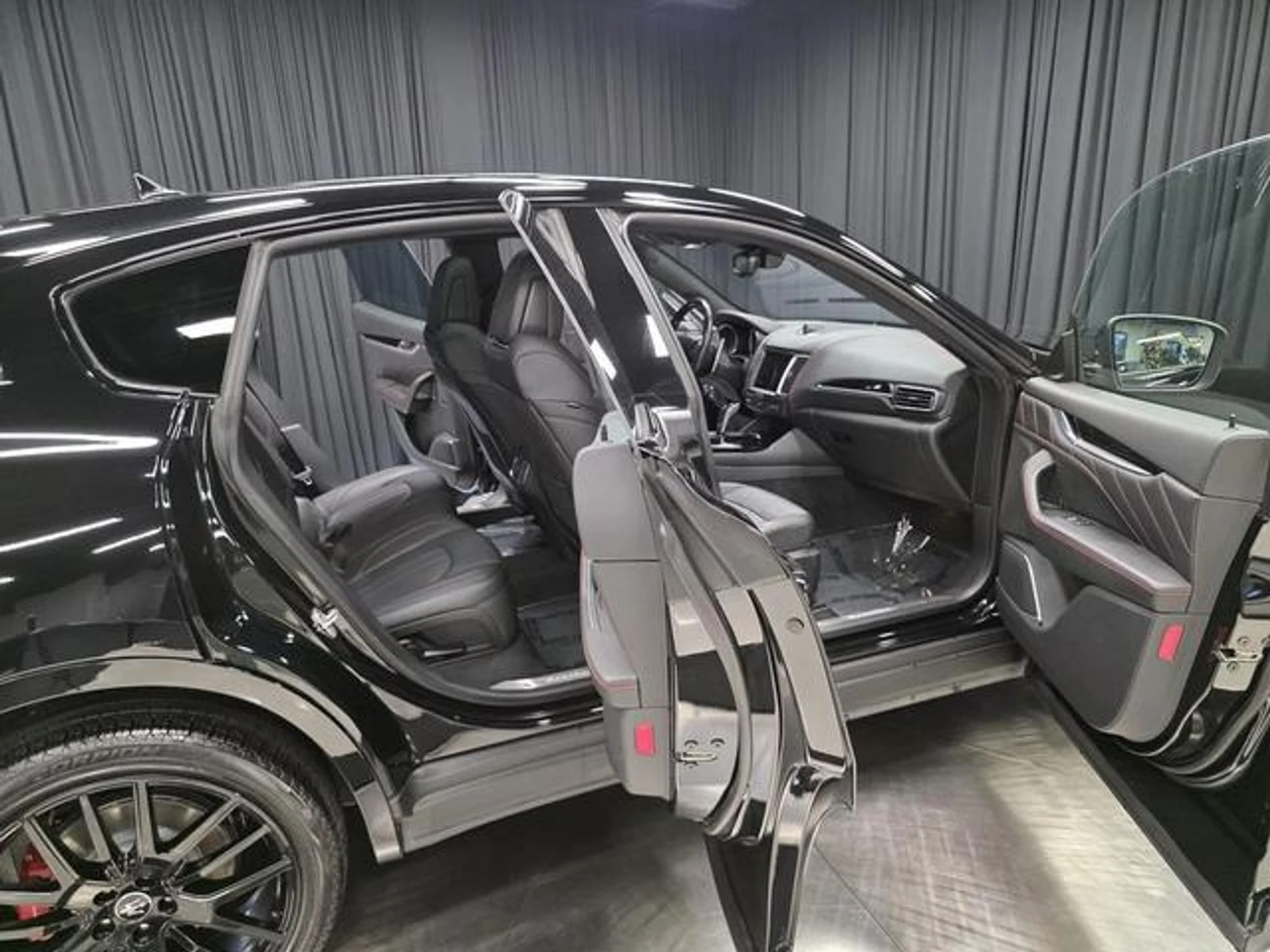 mph047_4149132983_cf75_Alr_0e_Z_Tf_W_g_Y_Za_RQWJ_0_K_Wc_322b677fc2